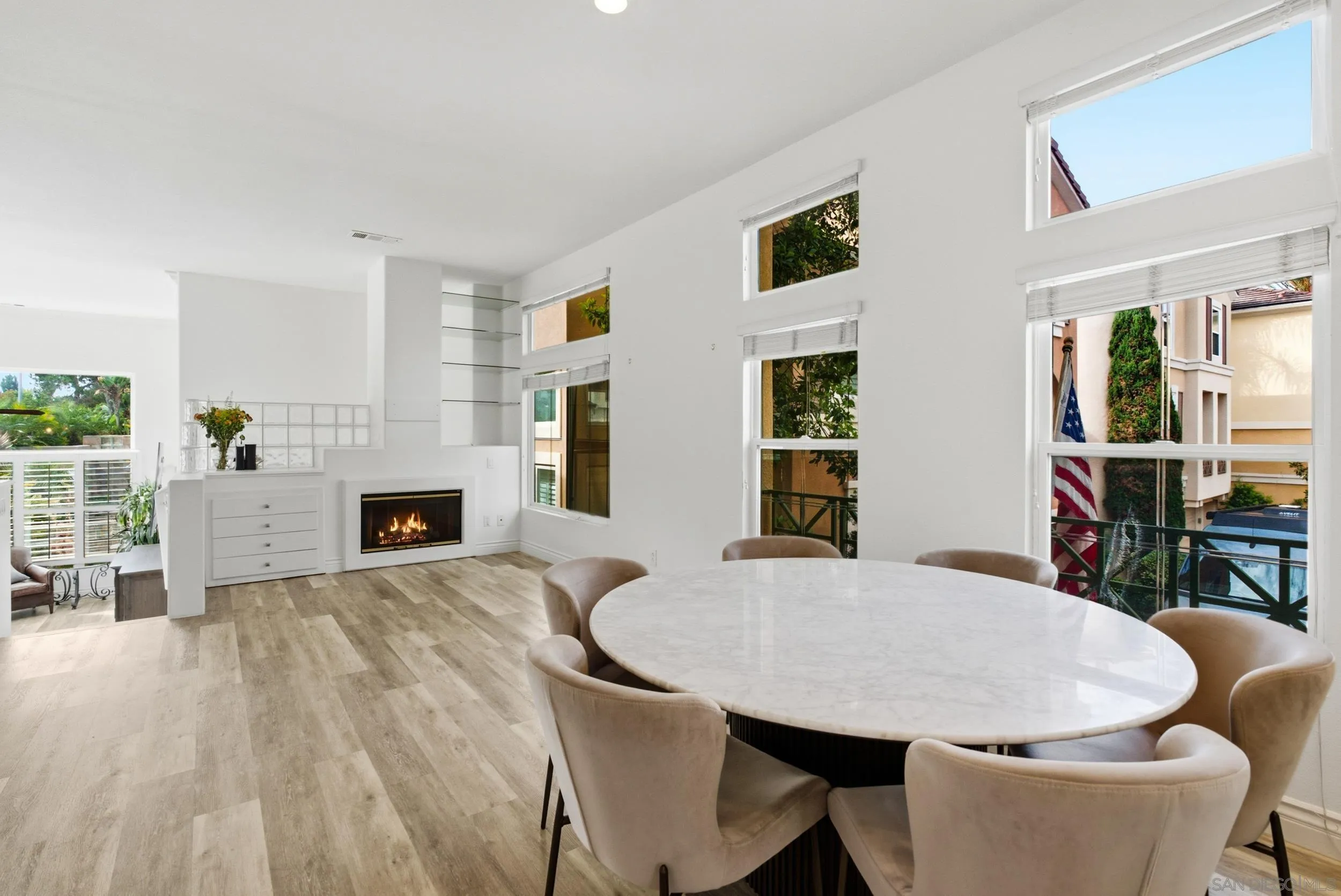 https://cdn.realtyfeed.com/cdn/127/260022168/1f6e4db1cd3ec8820acc5eedc8c5c7d5.webp