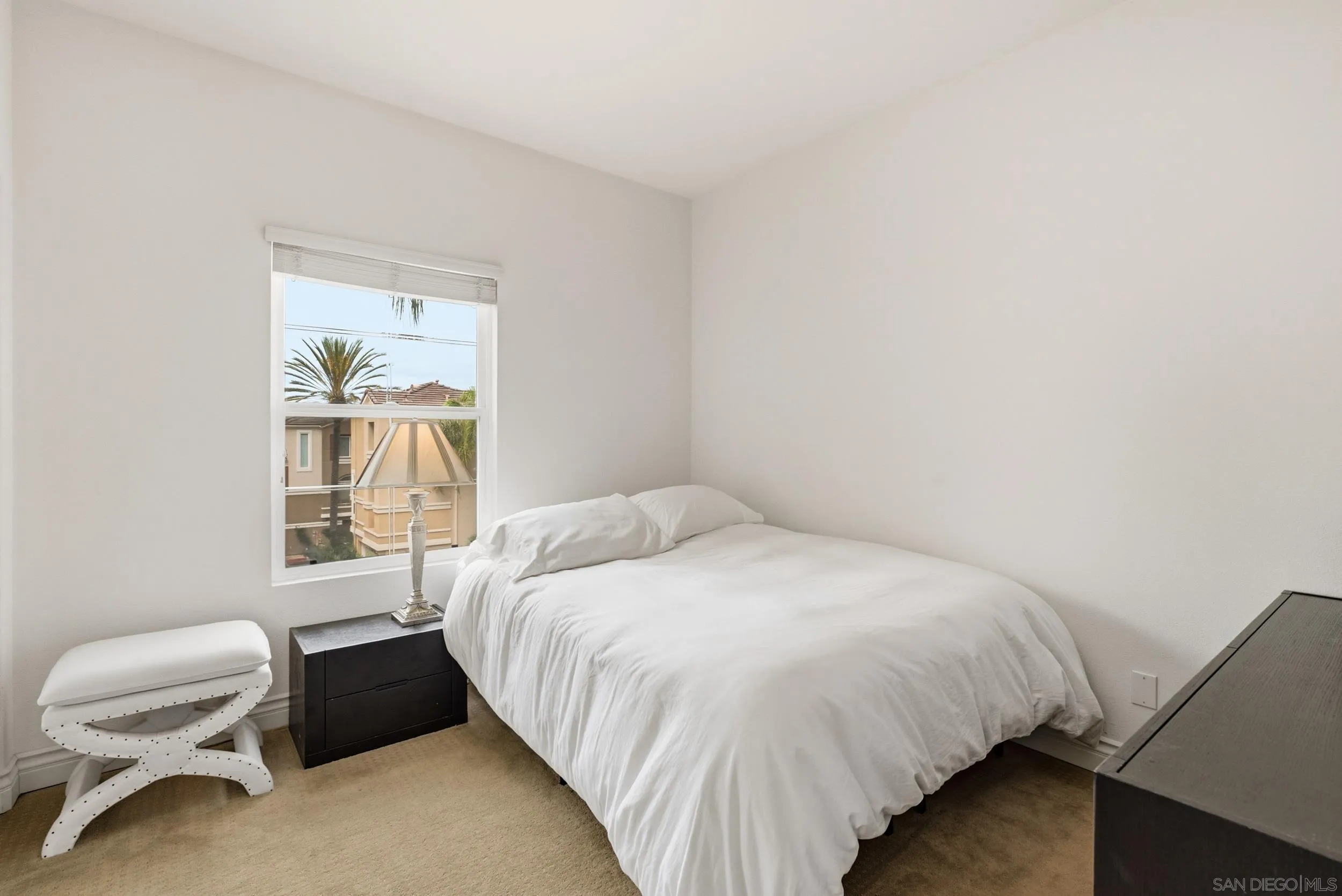 https://cdn.realtyfeed.com/cdn/127/260022168/a829beedc9e94024b88fead8aef5f484.webp