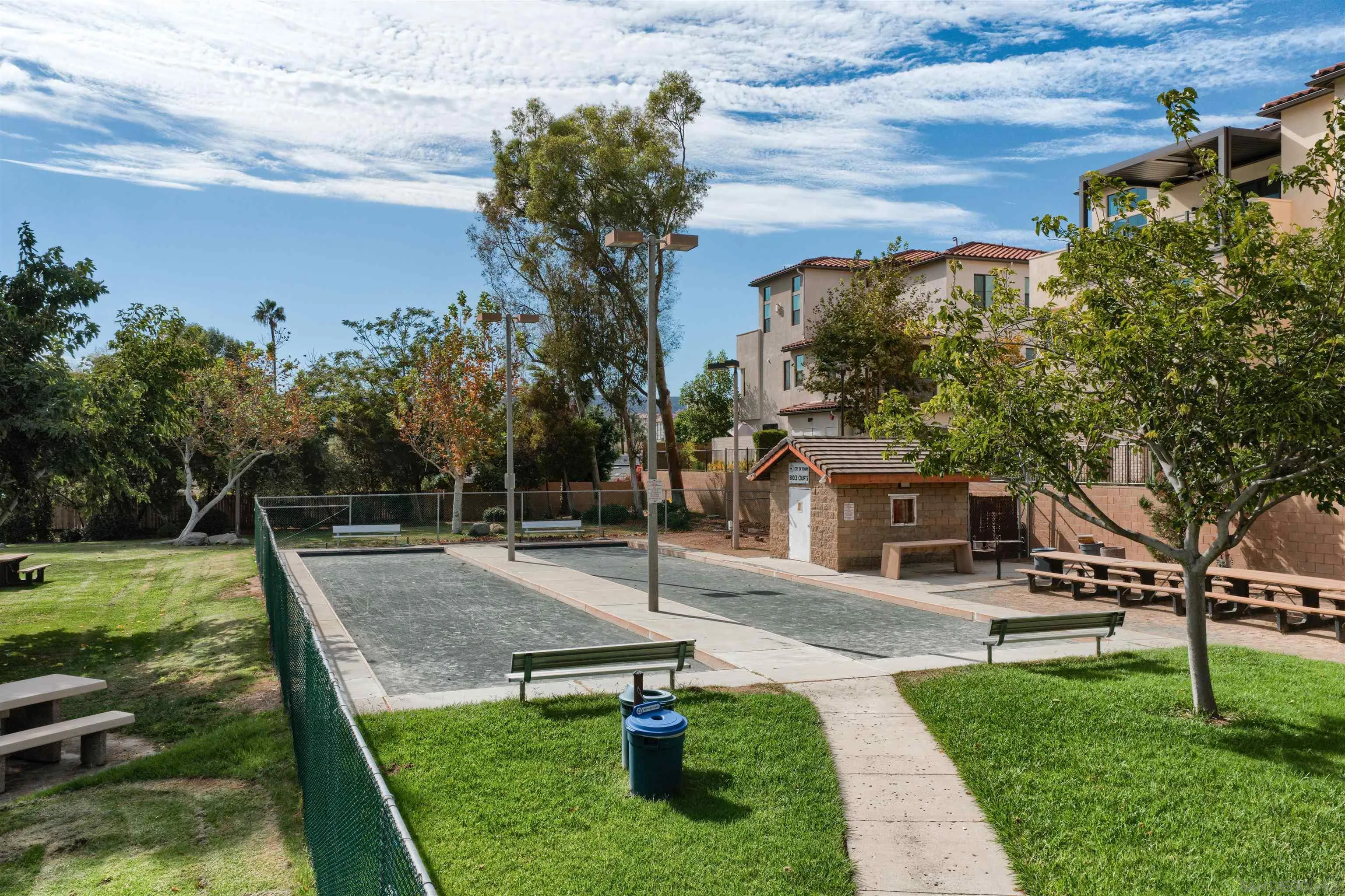 https://cdn.realtyfeed.com/cdn/127/260022177/08fe807ad3fb20ec639d554925424f7a.webp