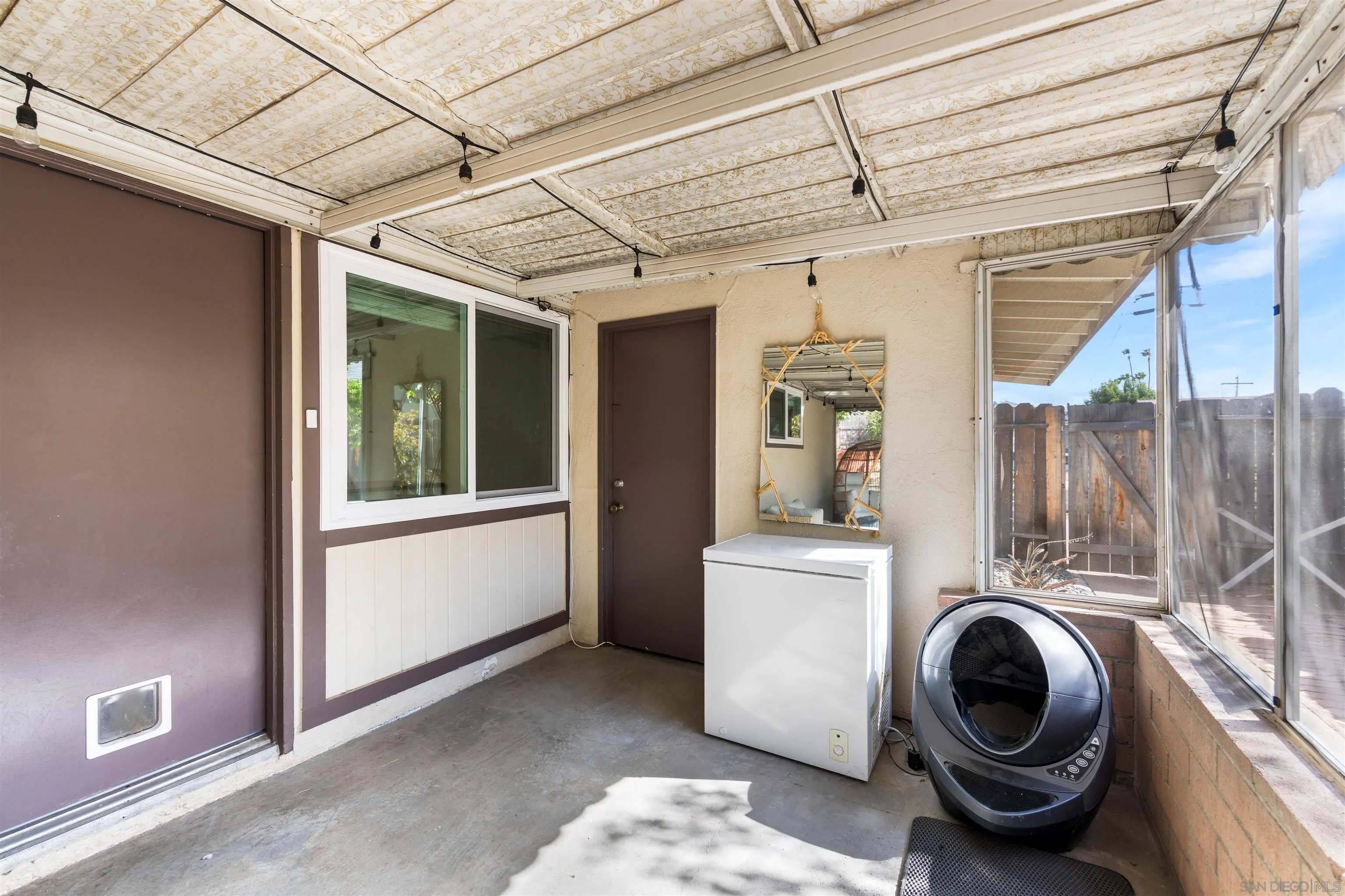 https://cdn.realtyfeed.com/cdn/127/260022177/816250c4d1bf3eab41ada42d154138de.webp