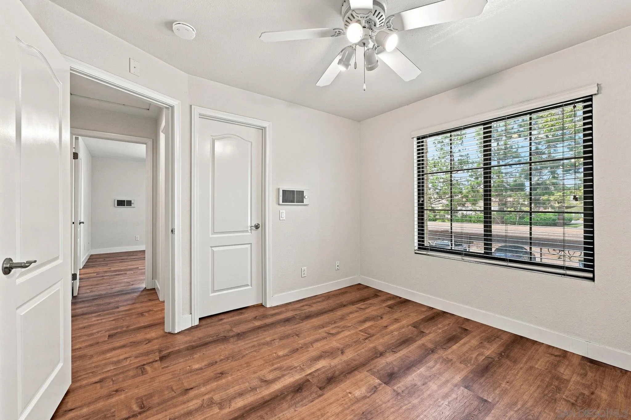 https://cdn.realtyfeed.com/cdn/127/260022184/2681f2c32983045f66107126f4e30739.webp