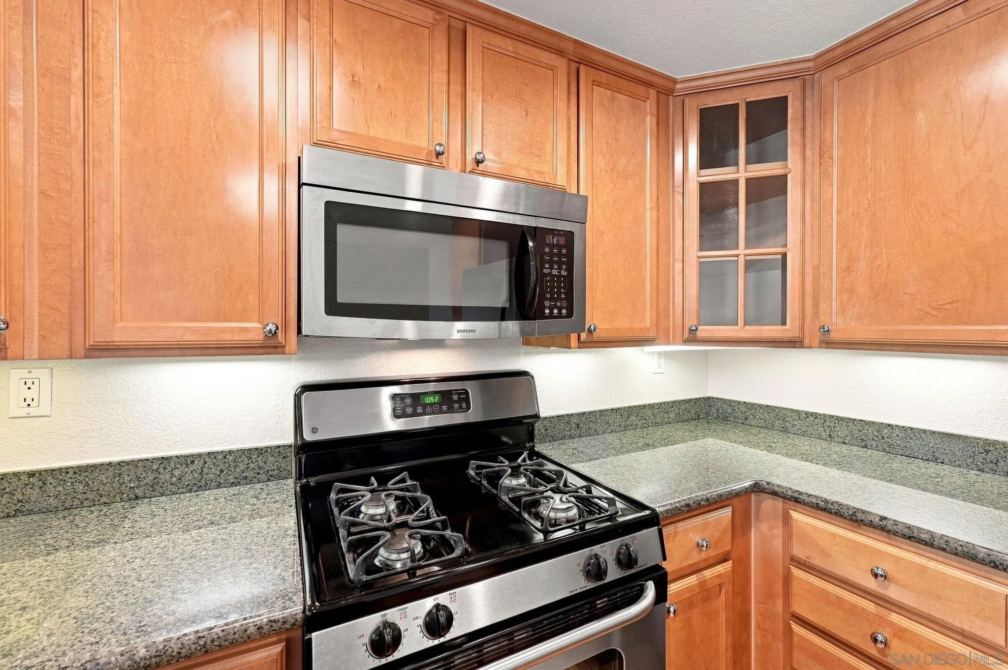https://cdn.realtyfeed.com/cdn/127/260022184/94057070d32ebb2147e3b6b16b8e77e5.webp