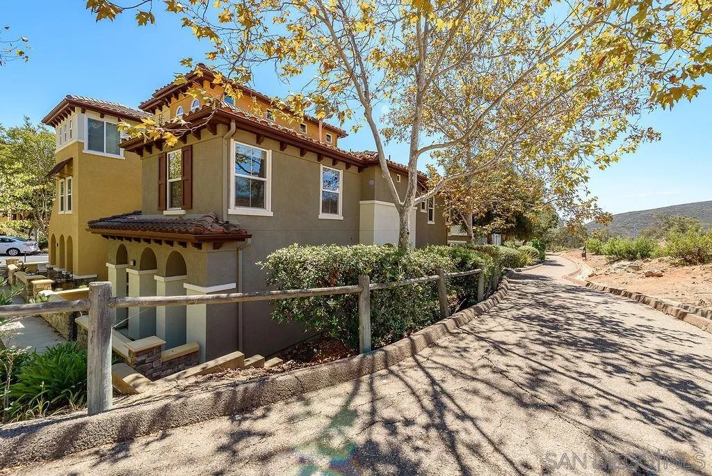 https://cdn.realtyfeed.com/cdn/127/260022186/701c90439e612aa06feaf1733ff5954c.webp