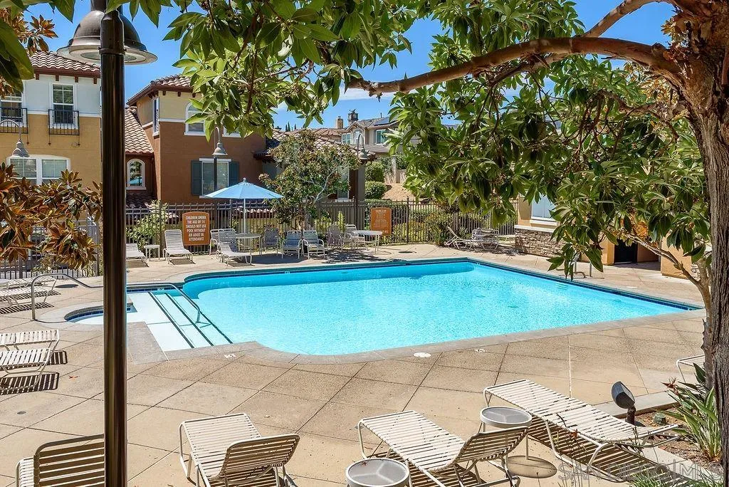 https://cdn.realtyfeed.com/cdn/127/260022186/ba1197e84900eb2c024bc7b9394ed978.webp