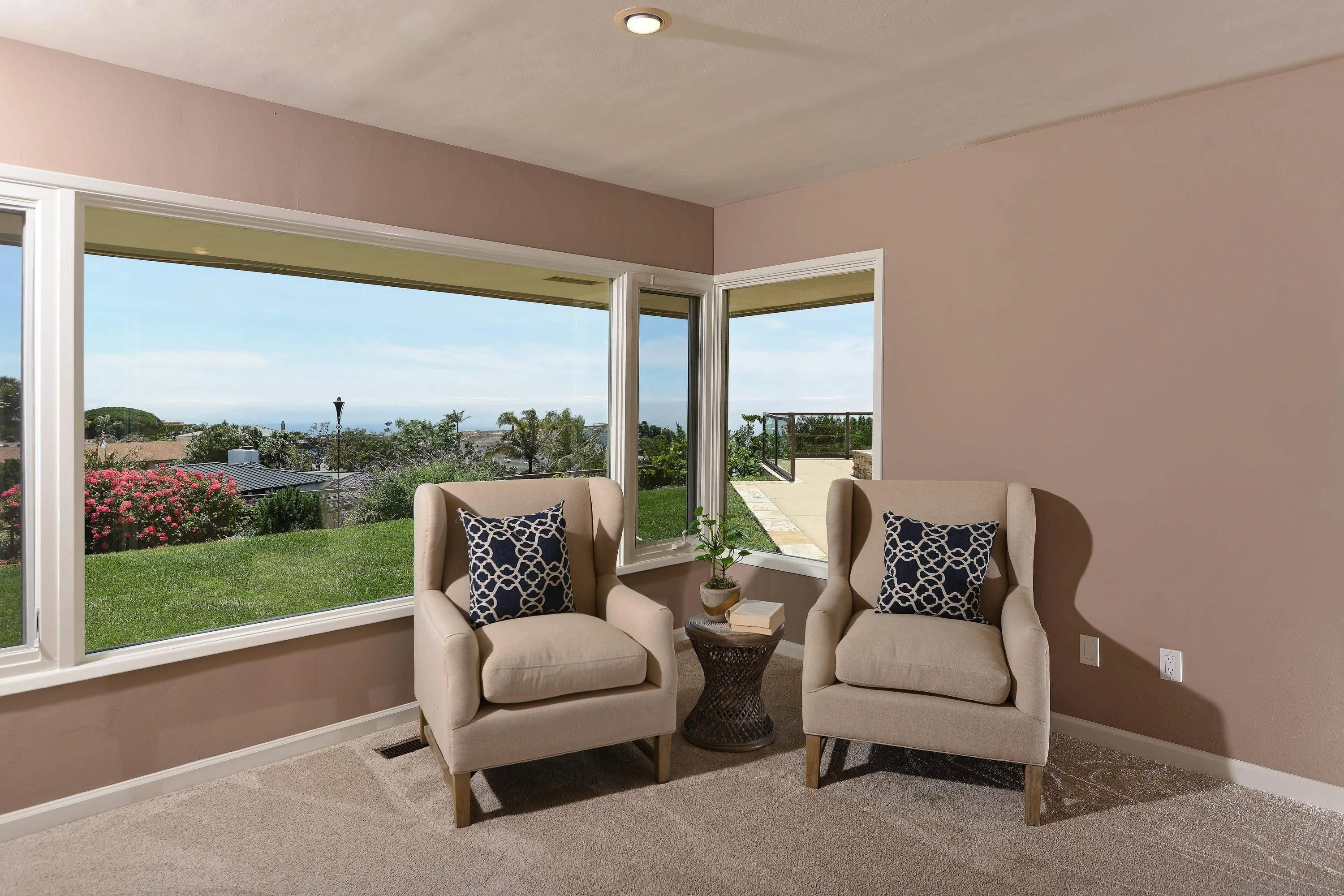https://cdn.realtyfeed.com/cdn/127/260022193/29f8e7c8ff84657e617af7216a0b3407.webp