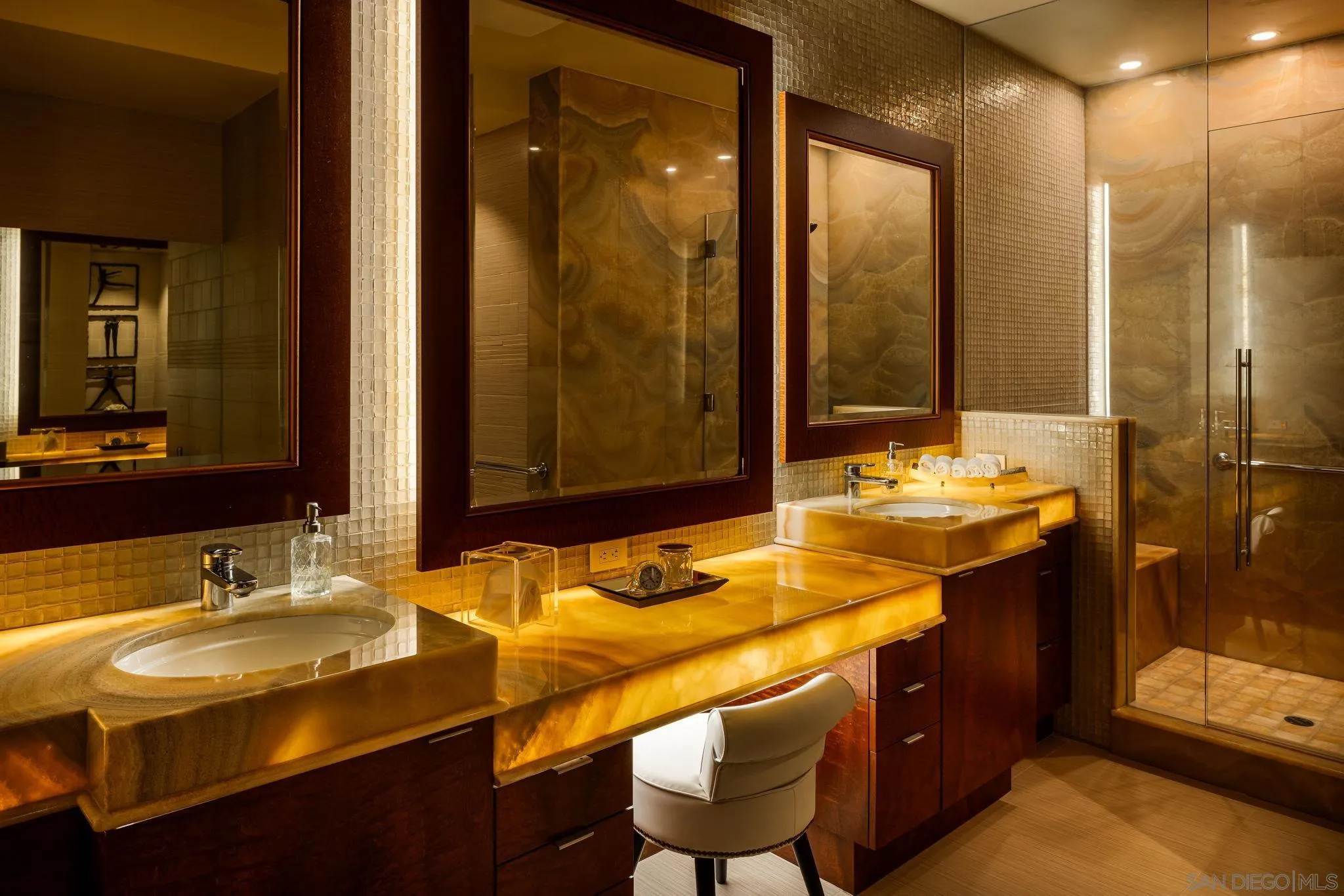 https://cdn.realtyfeed.com/cdn/127/260022197/bf5d69455095d646ce6242e38e1c6f97.webp