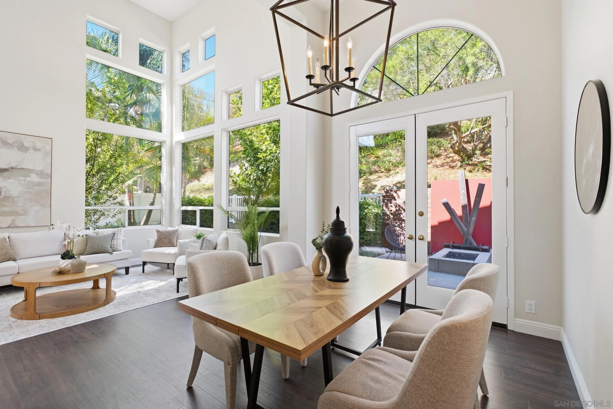 https://cdn.realtyfeed.com/cdn/127/260022199/68ba2dc79c1eb97069bbe9342cd08ae3.webp