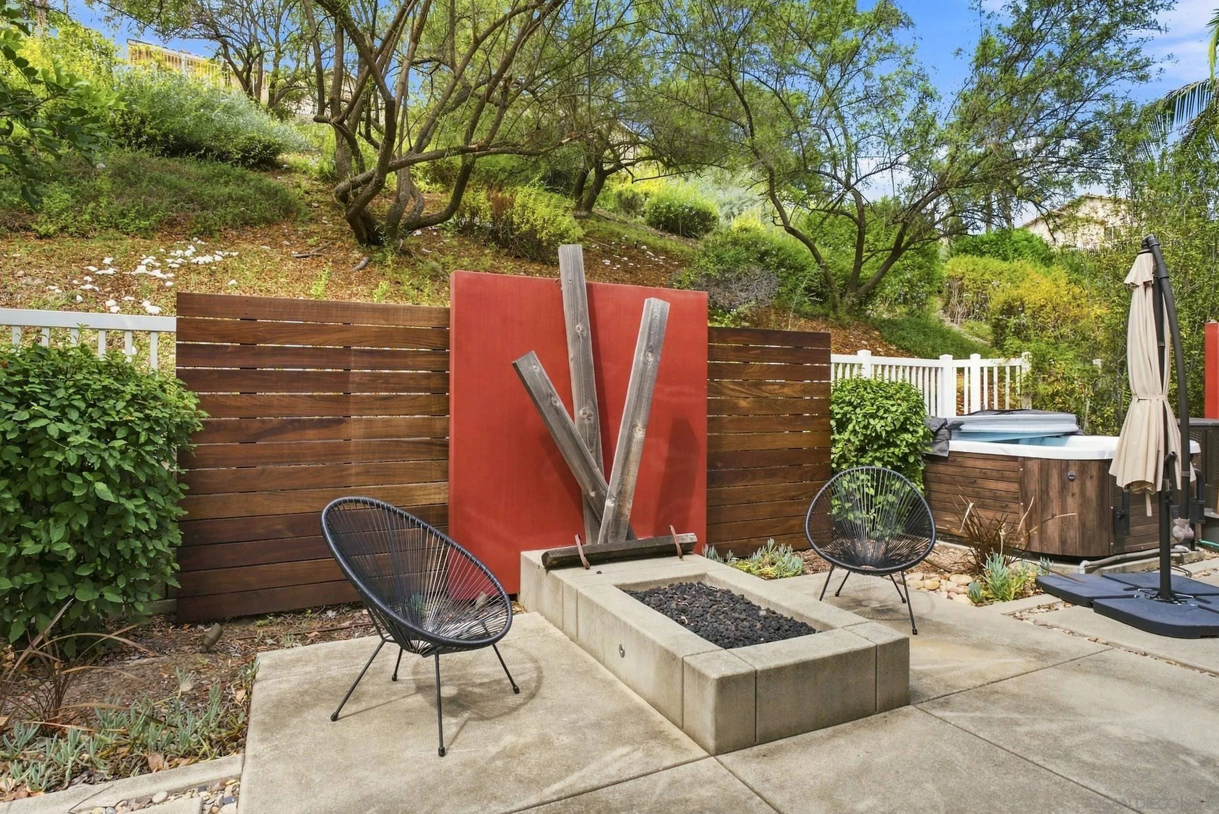 https://cdn.realtyfeed.com/cdn/127/260022199/a0d6c97b16e170066b168d05745a3df6.webp