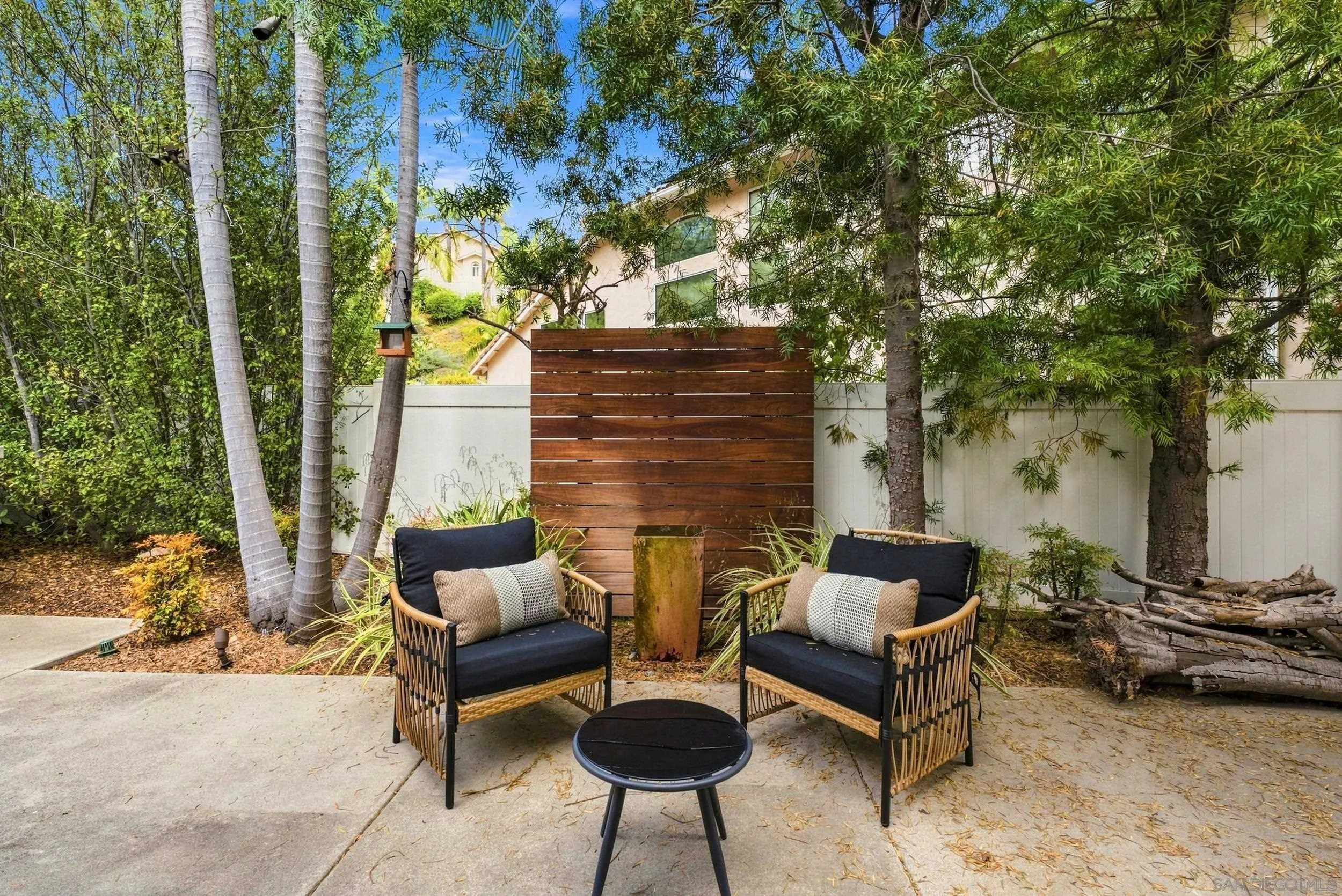 https://cdn.realtyfeed.com/cdn/127/260022199/a4c20dc011e2c1795766bb9ea6514688.webp