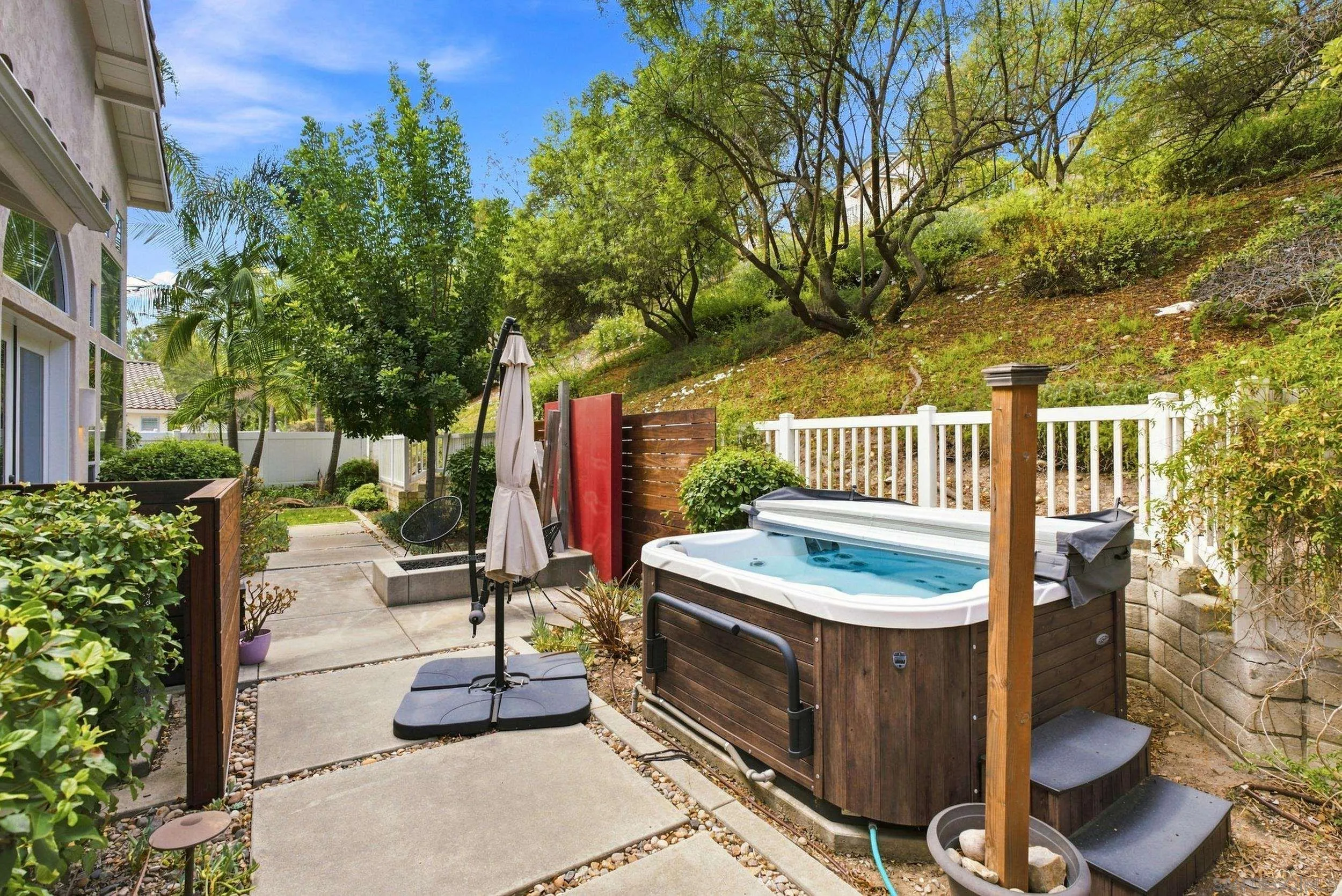https://cdn.realtyfeed.com/cdn/127/260022199/e2c2e0e49aa821dd050a94af699a9eab.webp