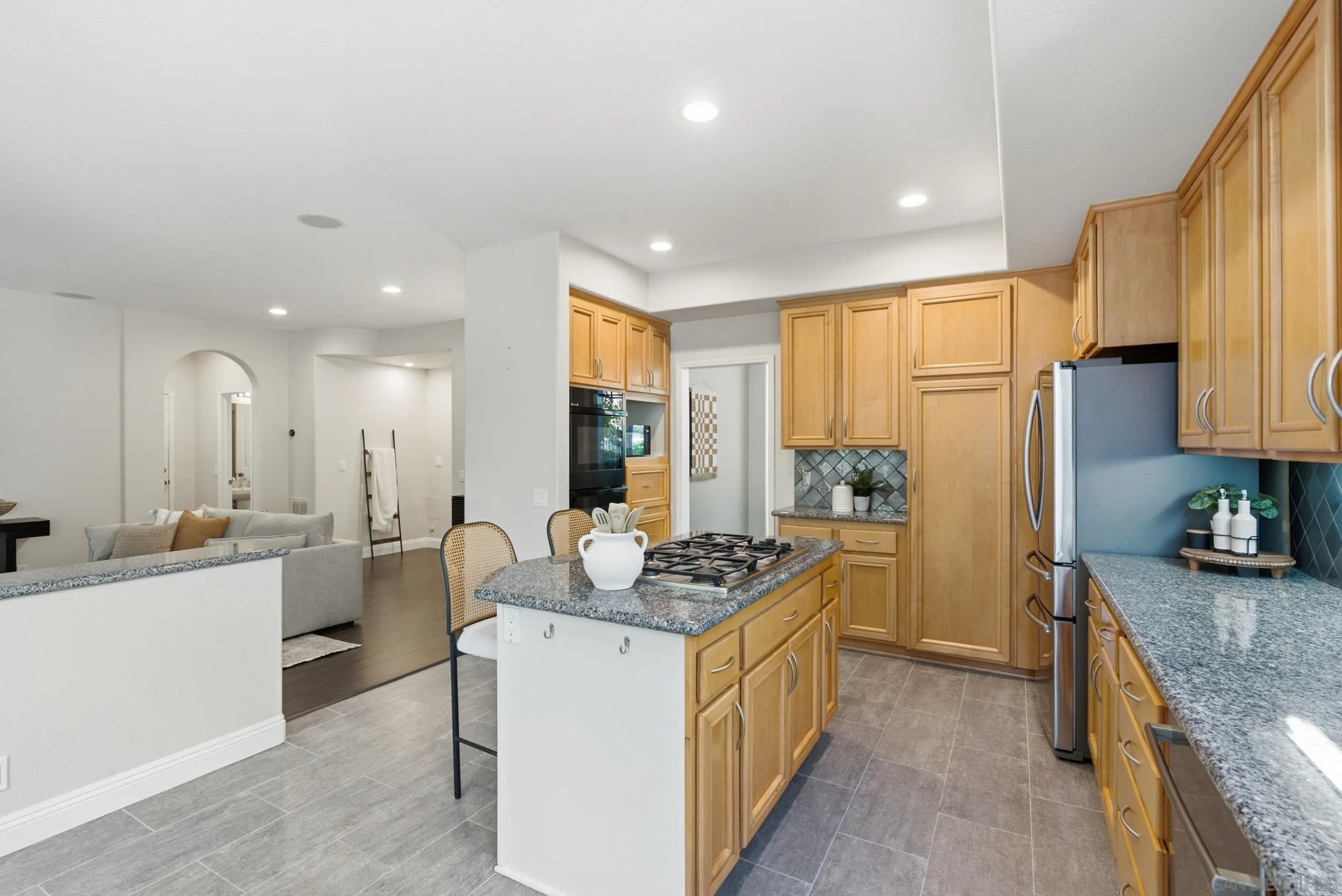 https://cdn.realtyfeed.com/cdn/127/260022199/e2c7b636b09f3963c100dcf72807d67d.webp