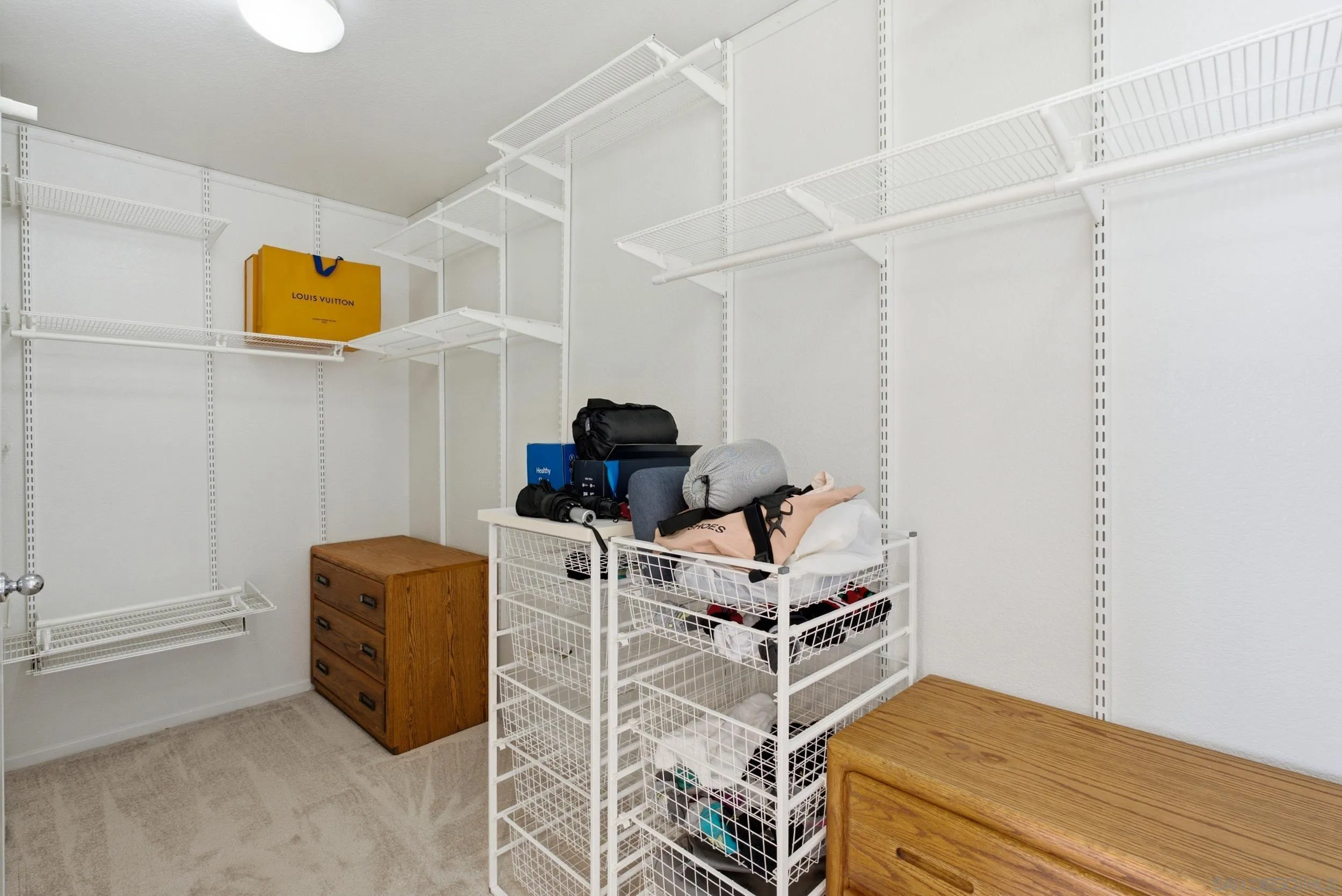 https://cdn.realtyfeed.com/cdn/127/260022199/f516b55e312197aabe2d5453d17b0339.webp