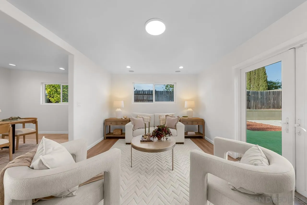 https://cdn.realtyfeed.com/cdn/127/260022201/1cf60cb0f4c52a1dafe296ee3c71abd9.webp