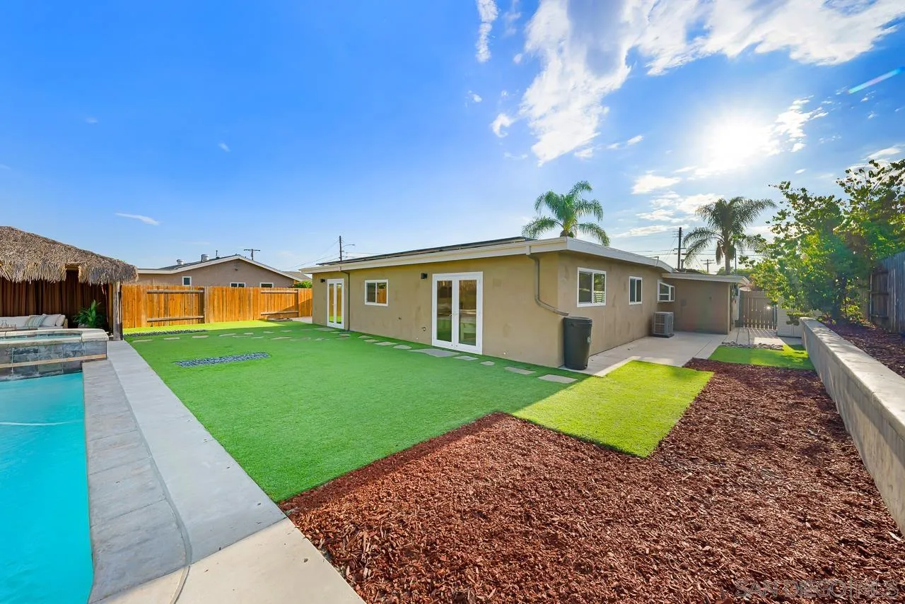 https://cdn.realtyfeed.com/cdn/127/260022201/79a7e207e541be7d8ba4265d6aaed161.webp