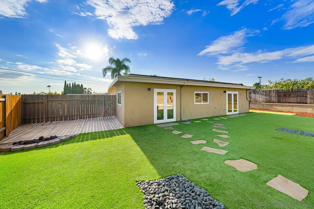 https://cdn.realtyfeed.com/cdn/127/260022201/84ade1bc937a57ce2b59d3e46cab8cae.webp