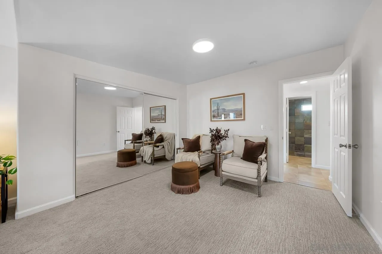 https://cdn.realtyfeed.com/cdn/127/260022201/ccba7f78cc9fa5c1a3fb10b76fcbefab.webp