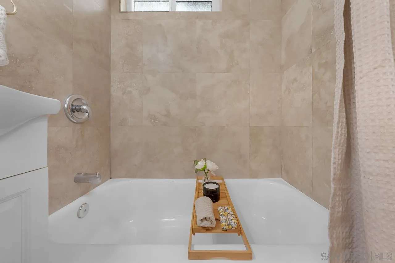 https://cdn.realtyfeed.com/cdn/127/260022201/eadae985665c58f131069bc13959697a.webp