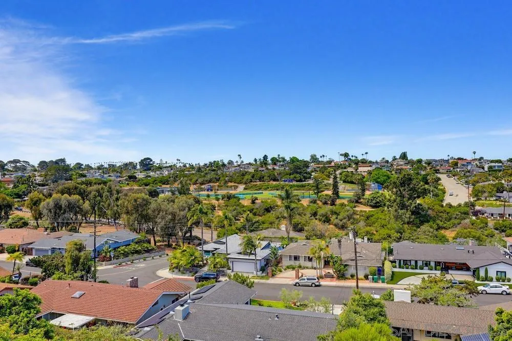 https://cdn.realtyfeed.com/cdn/127/260022202/3148c88ed37b441c792ad28be6df4d72.webp