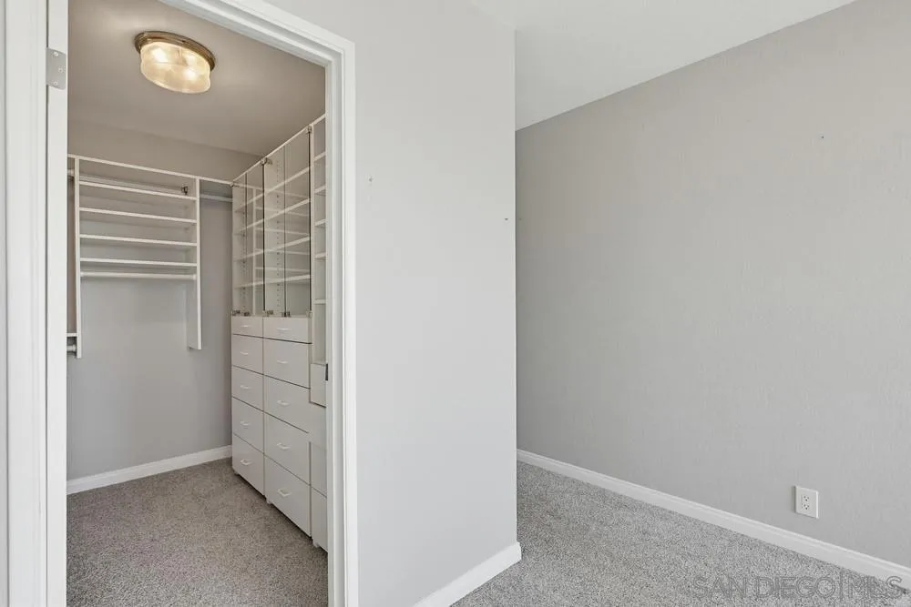 https://cdn.realtyfeed.com/cdn/127/260022202/3464247d9998dc889a826cfd3bb5198a.webp
