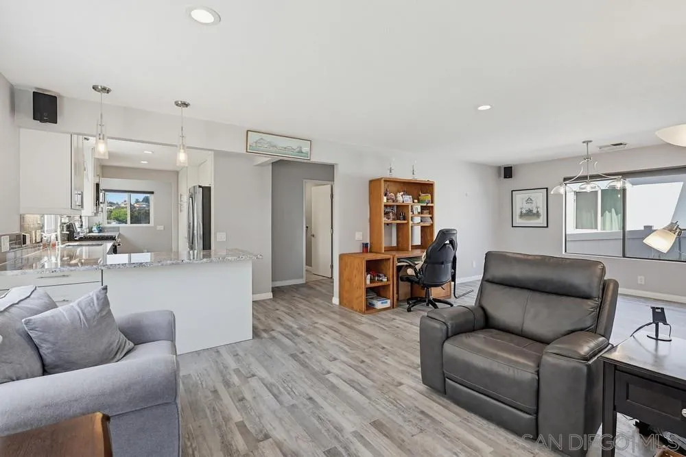https://cdn.realtyfeed.com/cdn/127/260022202/397b336eb4a3de1b6b3e9ce6e409832b.webp