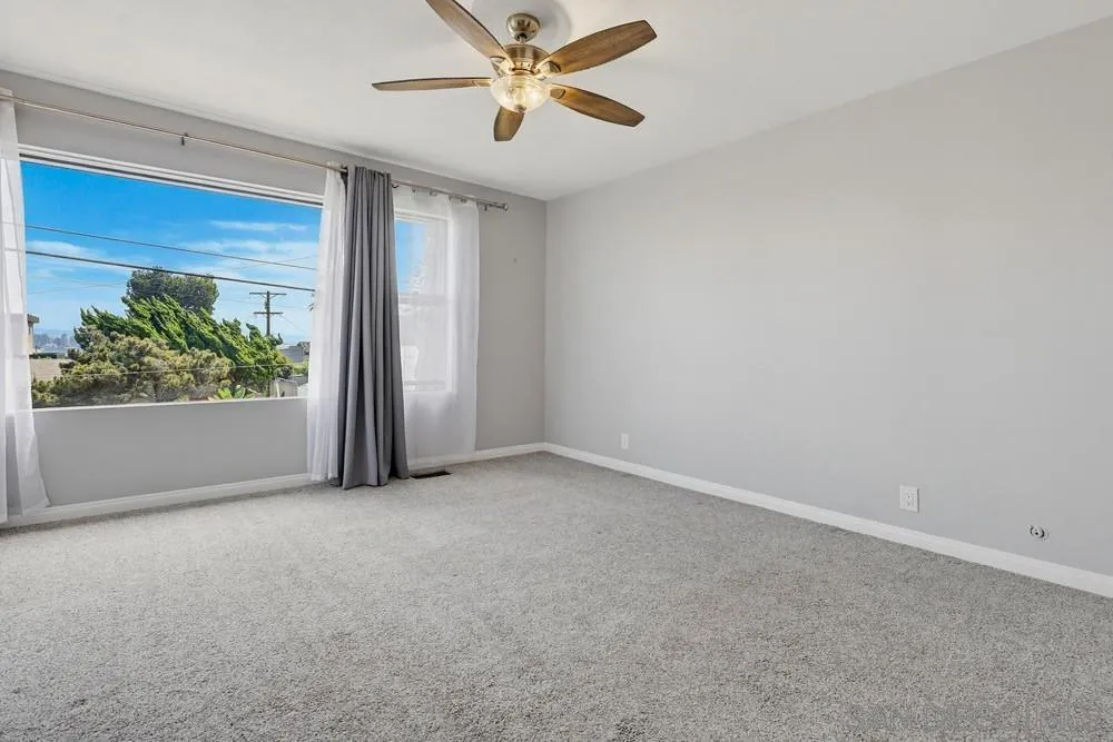 https://cdn.realtyfeed.com/cdn/127/260022202/4a5270d1120bd98d8b137b1d24eb380f.webp