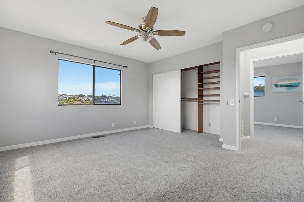 https://cdn.realtyfeed.com/cdn/127/260022202/568d4f2a50e67c4a432c4ad4a70b5445.webp