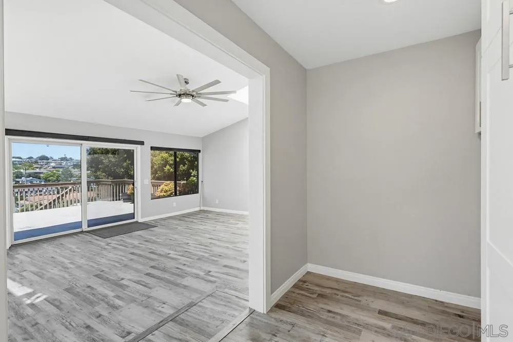 https://cdn.realtyfeed.com/cdn/127/260022202/c6da6ef02742245ab81b72ba10abd093.webp
