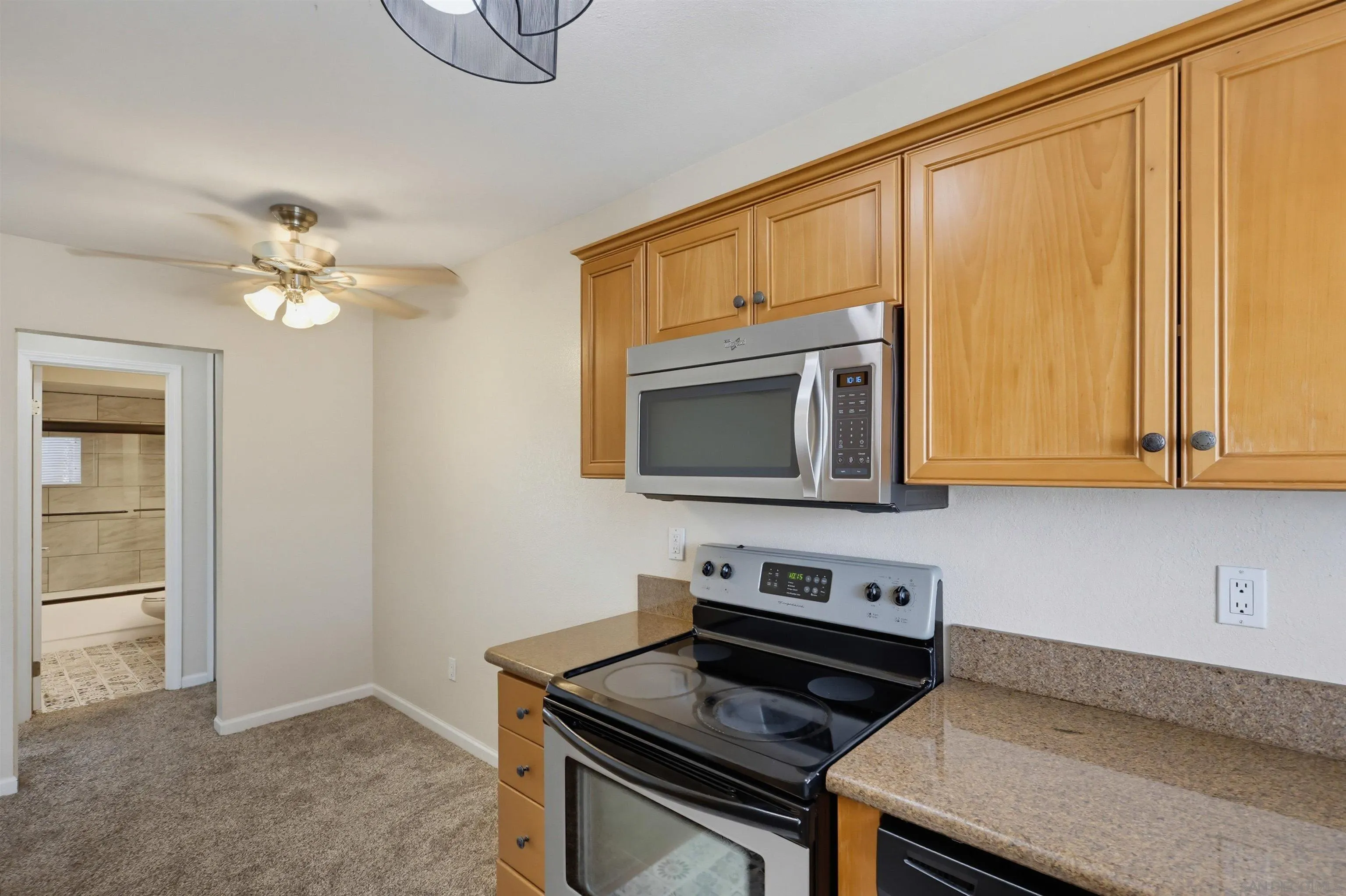 https://cdn.realtyfeed.com/cdn/127/260022209/176faa2238e457f0abd588b63ee139b7.webp