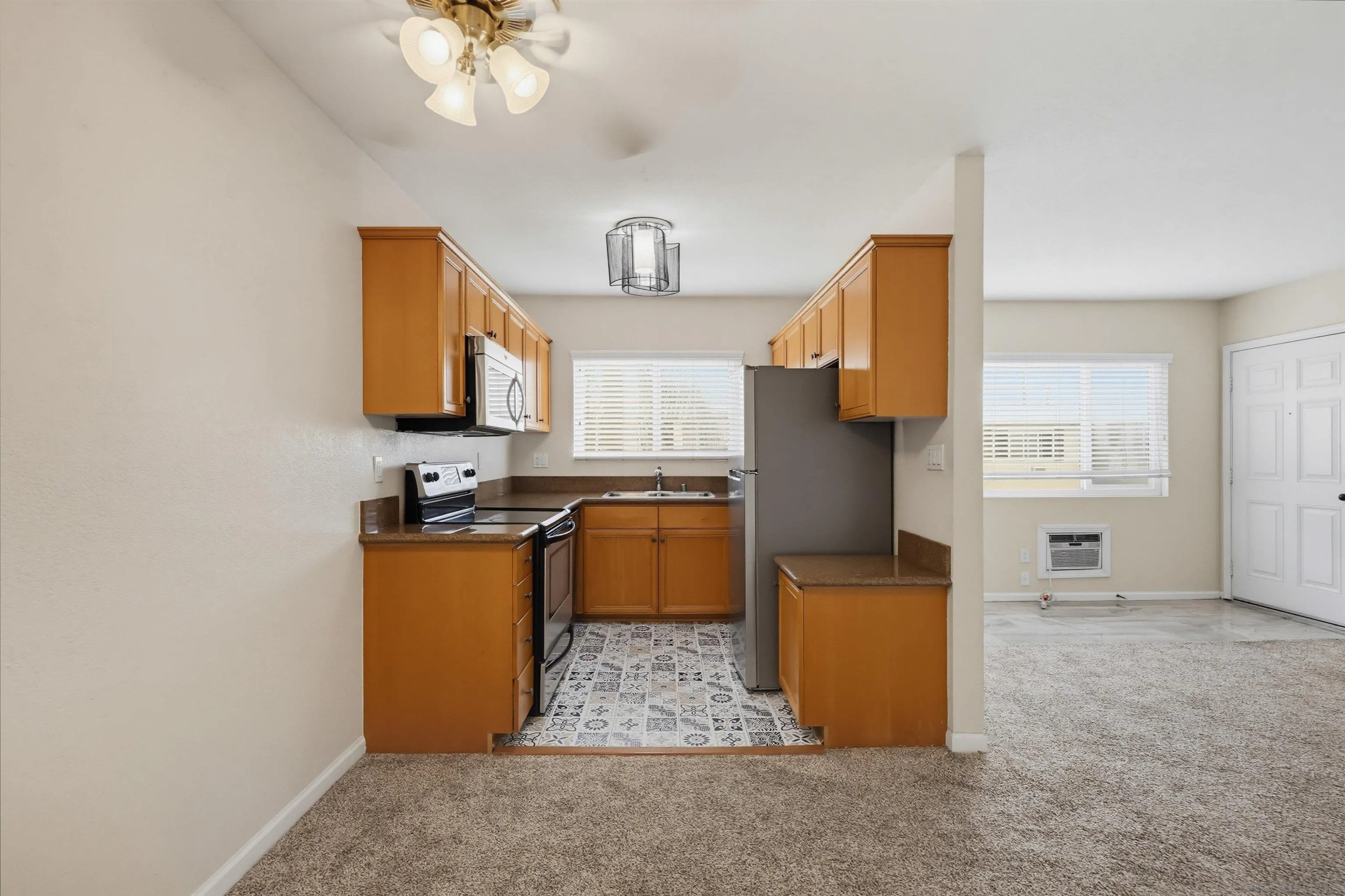 https://cdn.realtyfeed.com/cdn/127/260022209/2269c09584a458f7758cbb903af3c3bf.webp