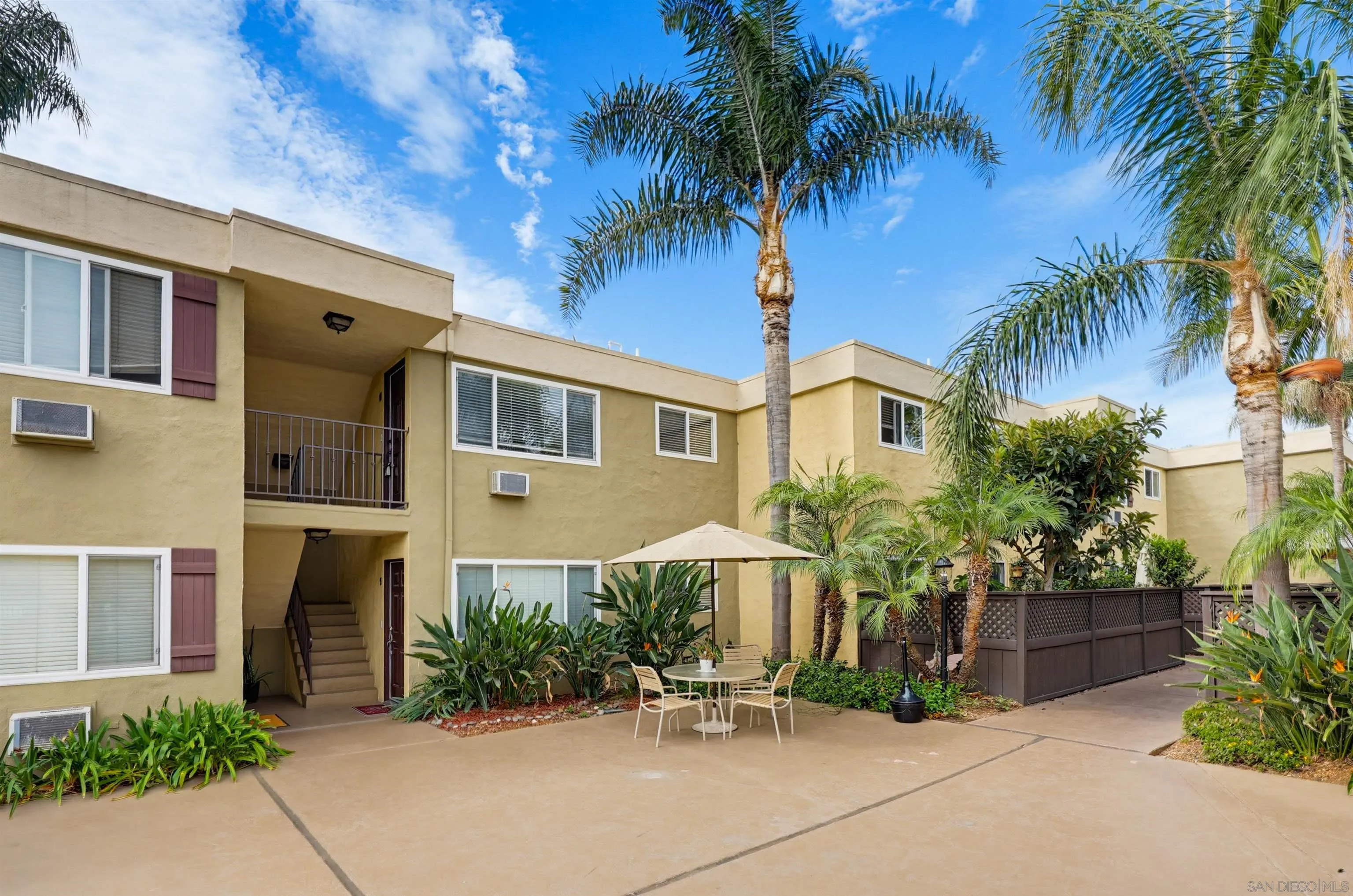https://cdn.realtyfeed.com/cdn/127/260022209/96c5ab6aea10cd272faa52077e95606e.webp