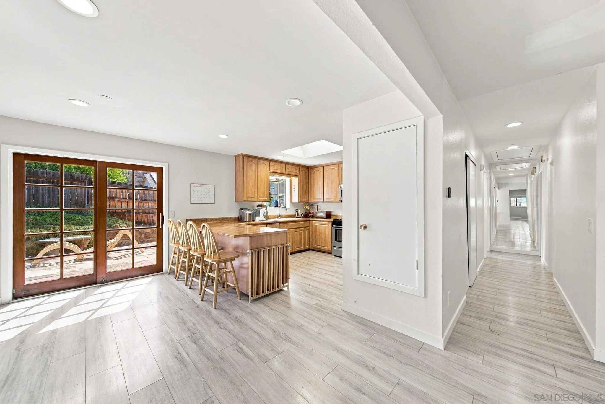 https://cdn.realtyfeed.com/cdn/127/260022214/c1e85c1d23ad71a511cb6401e0cfe342.webp