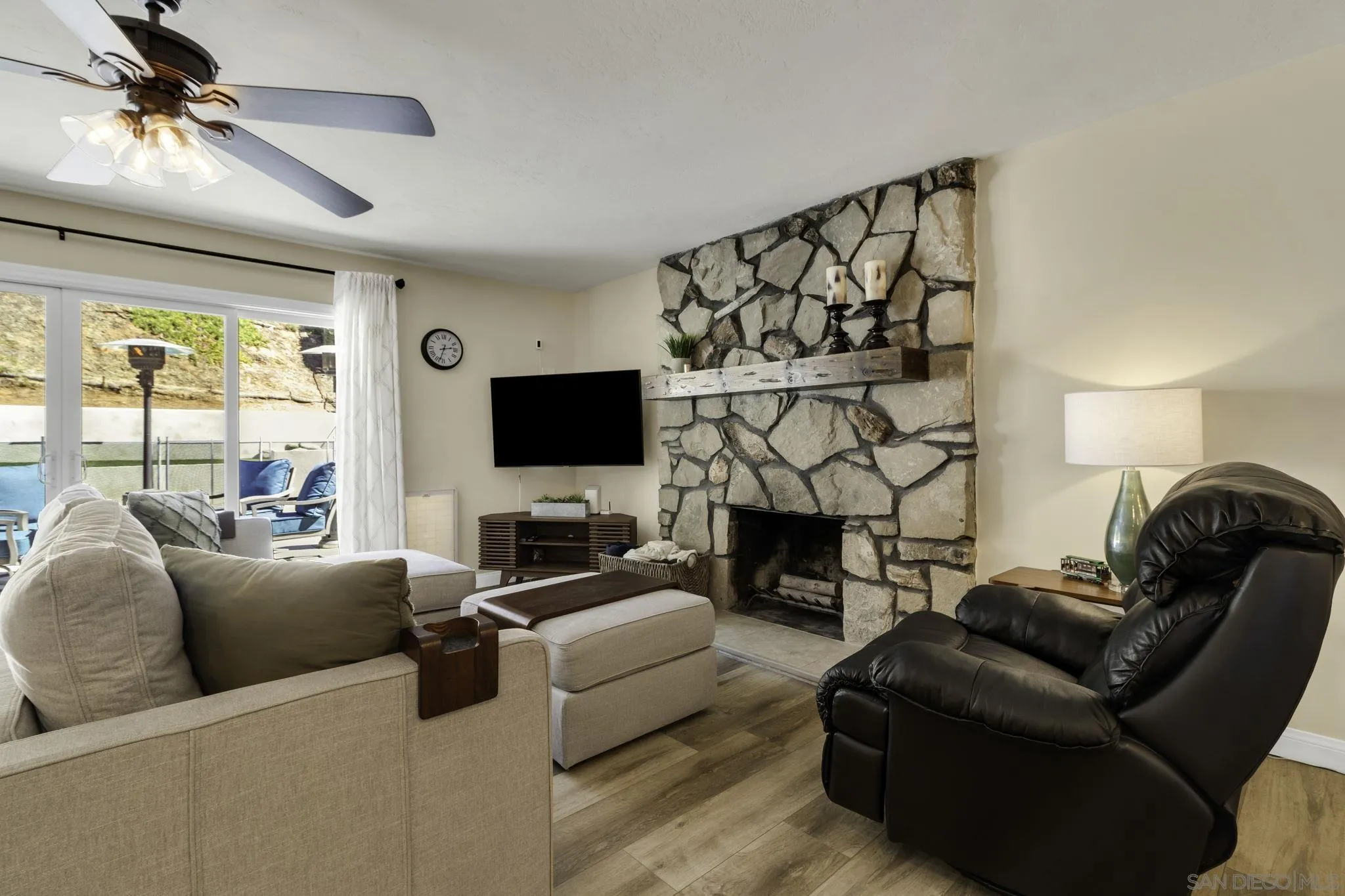 https://cdn.realtyfeed.com/cdn/127/260022219/2a38a8964c29f9746d6a187010f15766.webp