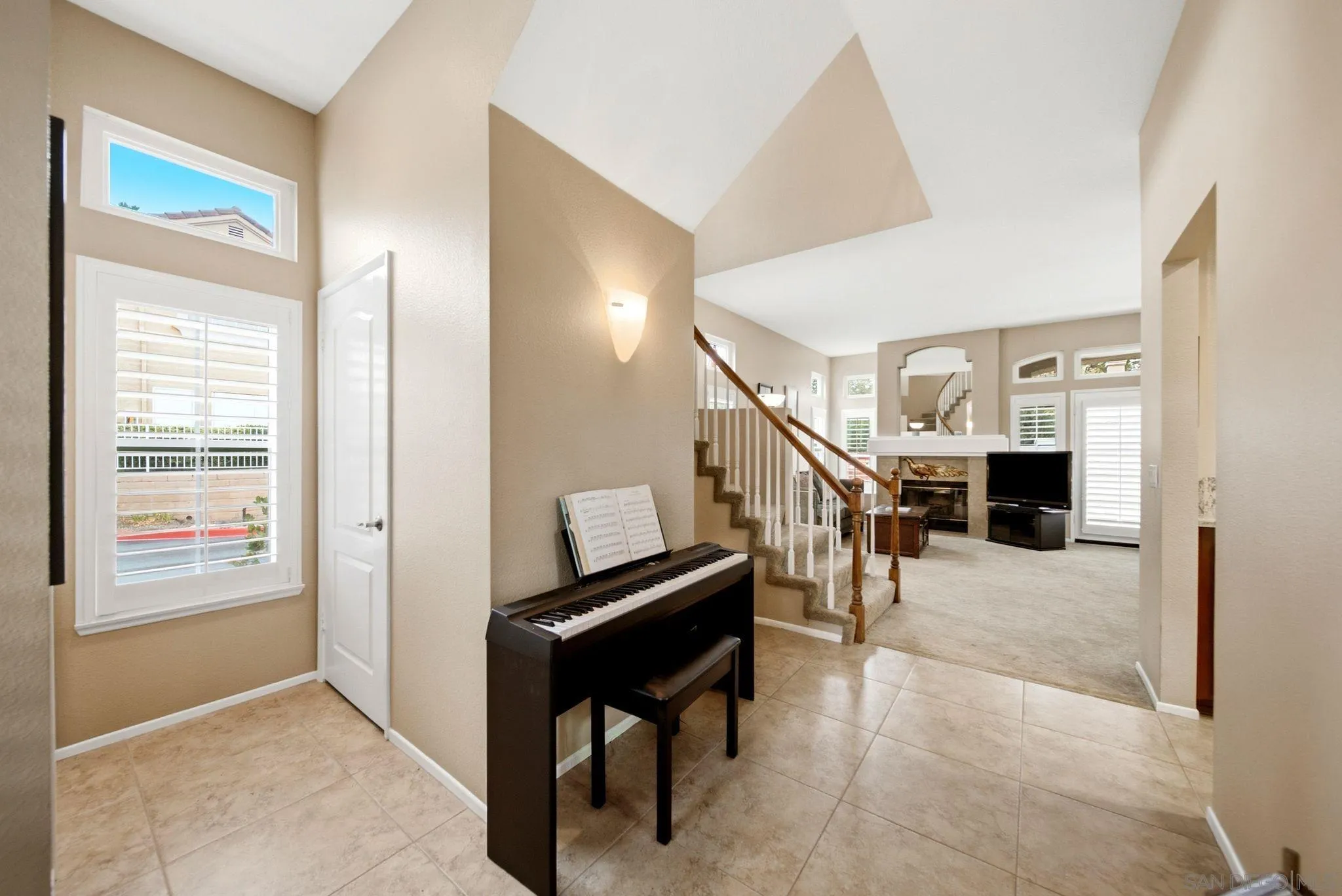 https://cdn.realtyfeed.com/cdn/127/260022220/8377da3ed7f81d99b197fda3170869ce.webp