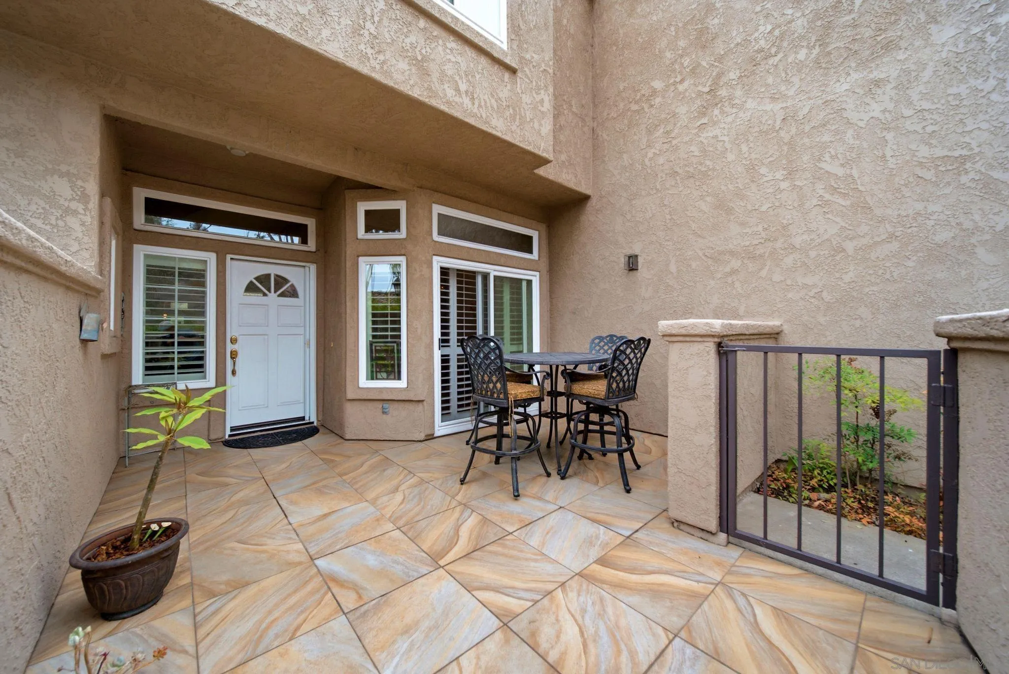 https://cdn.realtyfeed.com/cdn/127/260022220/c16d61b54709811f6a416c855e49ef88.webp