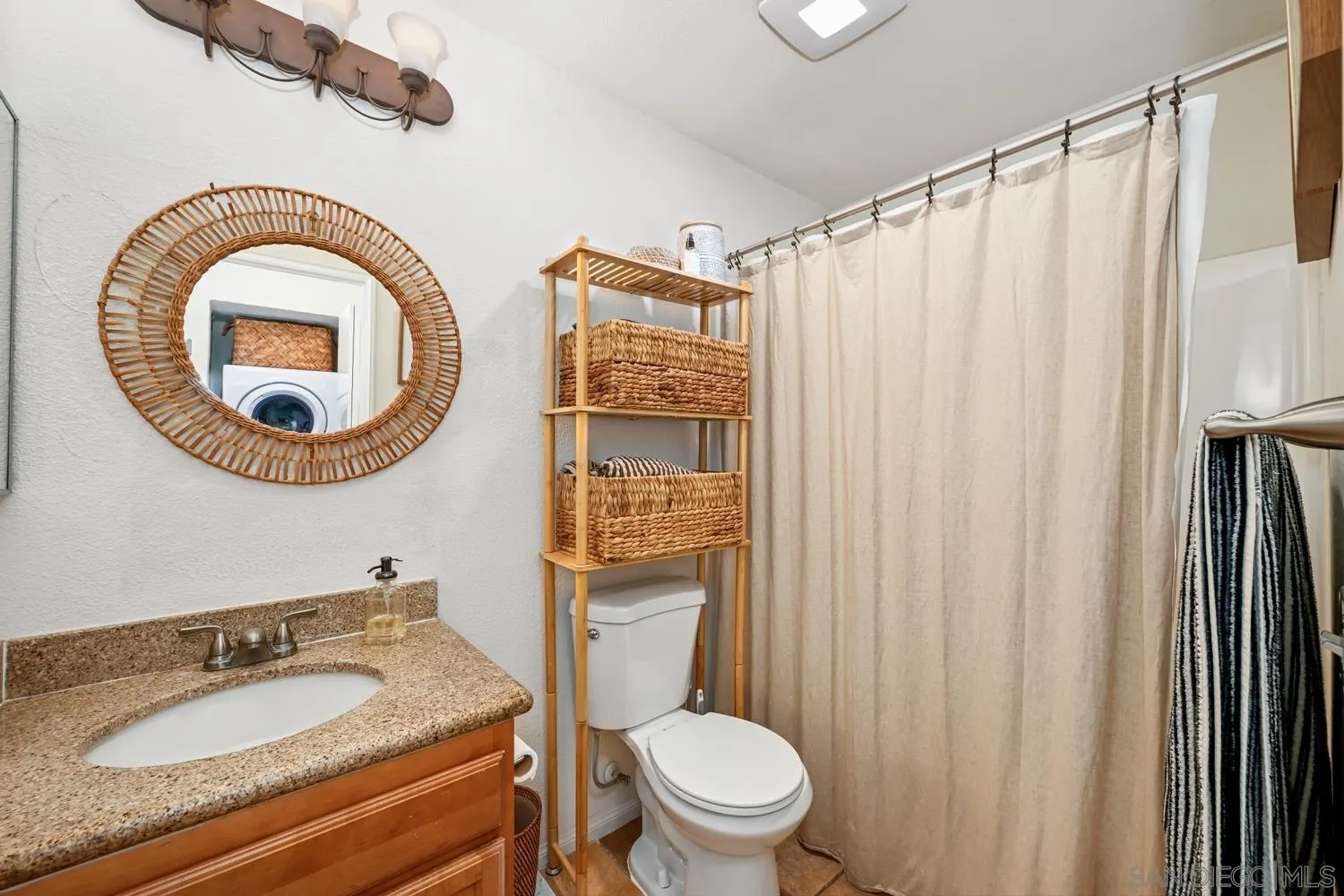 https://cdn.realtyfeed.com/cdn/127/260022222/dfe146b7932807988d0c6d998f59f5a6.webp