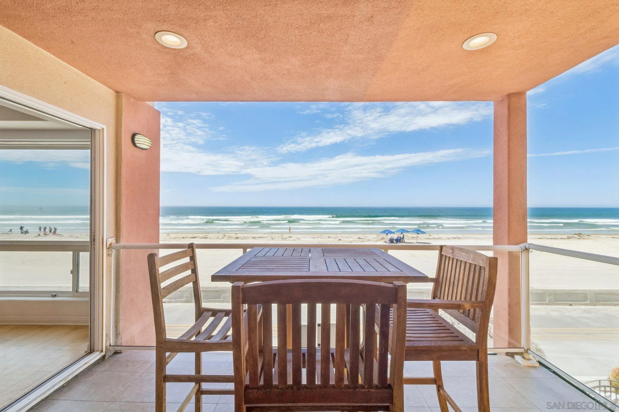 https://cdn.realtyfeed.com/cdn/127/260022226/0d01e76190b9544cd0a0f99ac481ea1c.webp