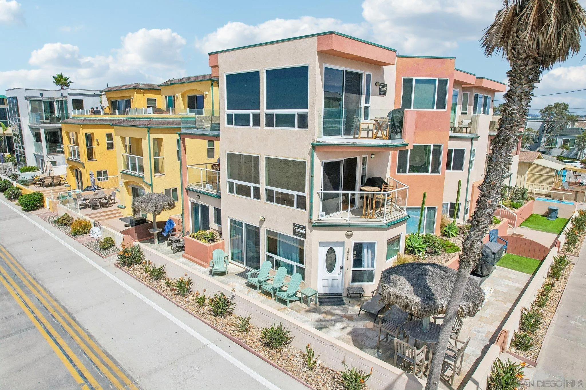 https://cdn.realtyfeed.com/cdn/127/260022226/1aa88c7b05874ac3e8350bdcc16831ea.webp