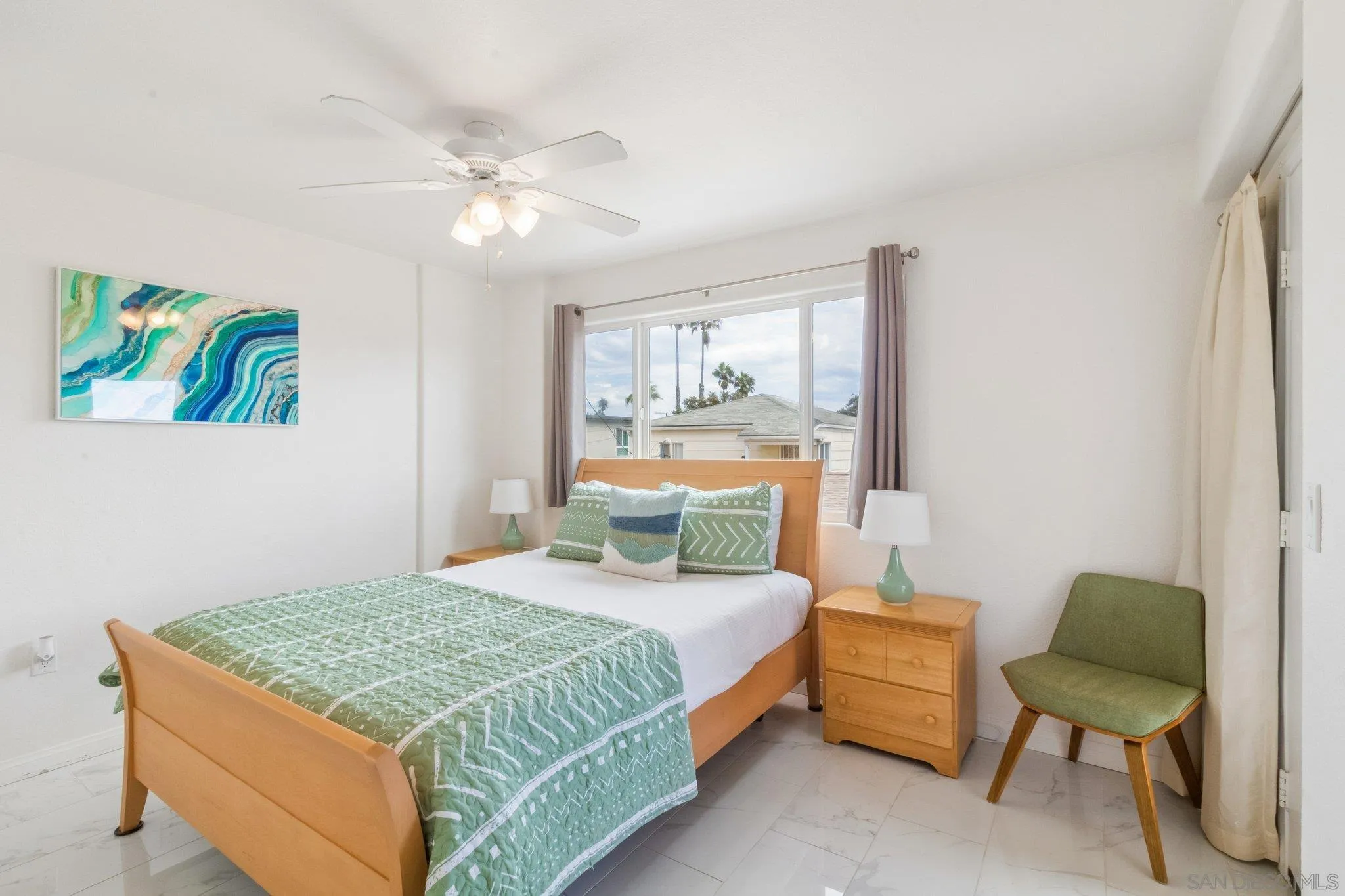 https://cdn.realtyfeed.com/cdn/127/260022226/275e84c72f79a02b4d82cd0e751321e2.webp