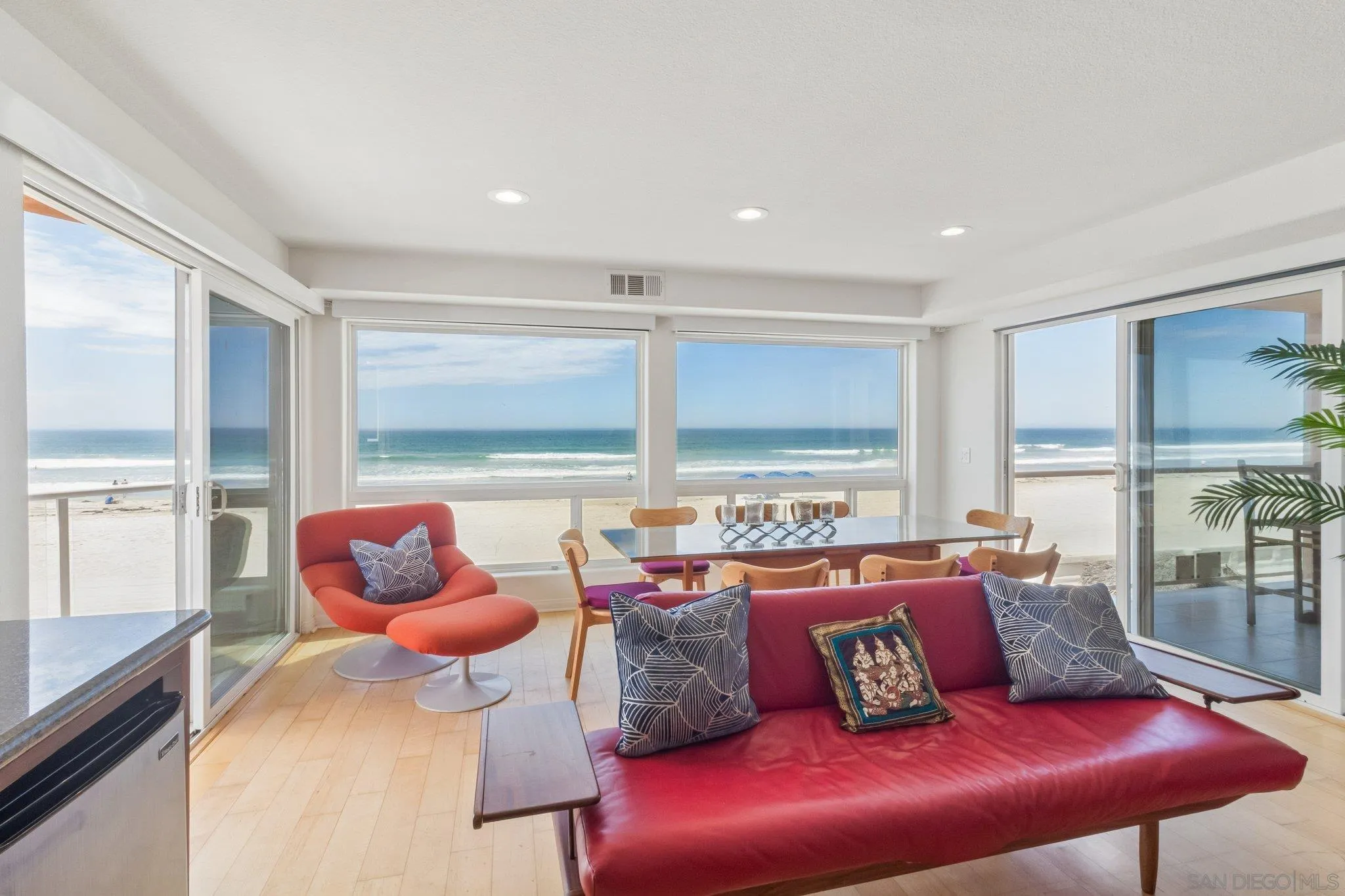 https://cdn.realtyfeed.com/cdn/127/260022226/a38bdfc3ba8db4380421a2303339a7fd.webp