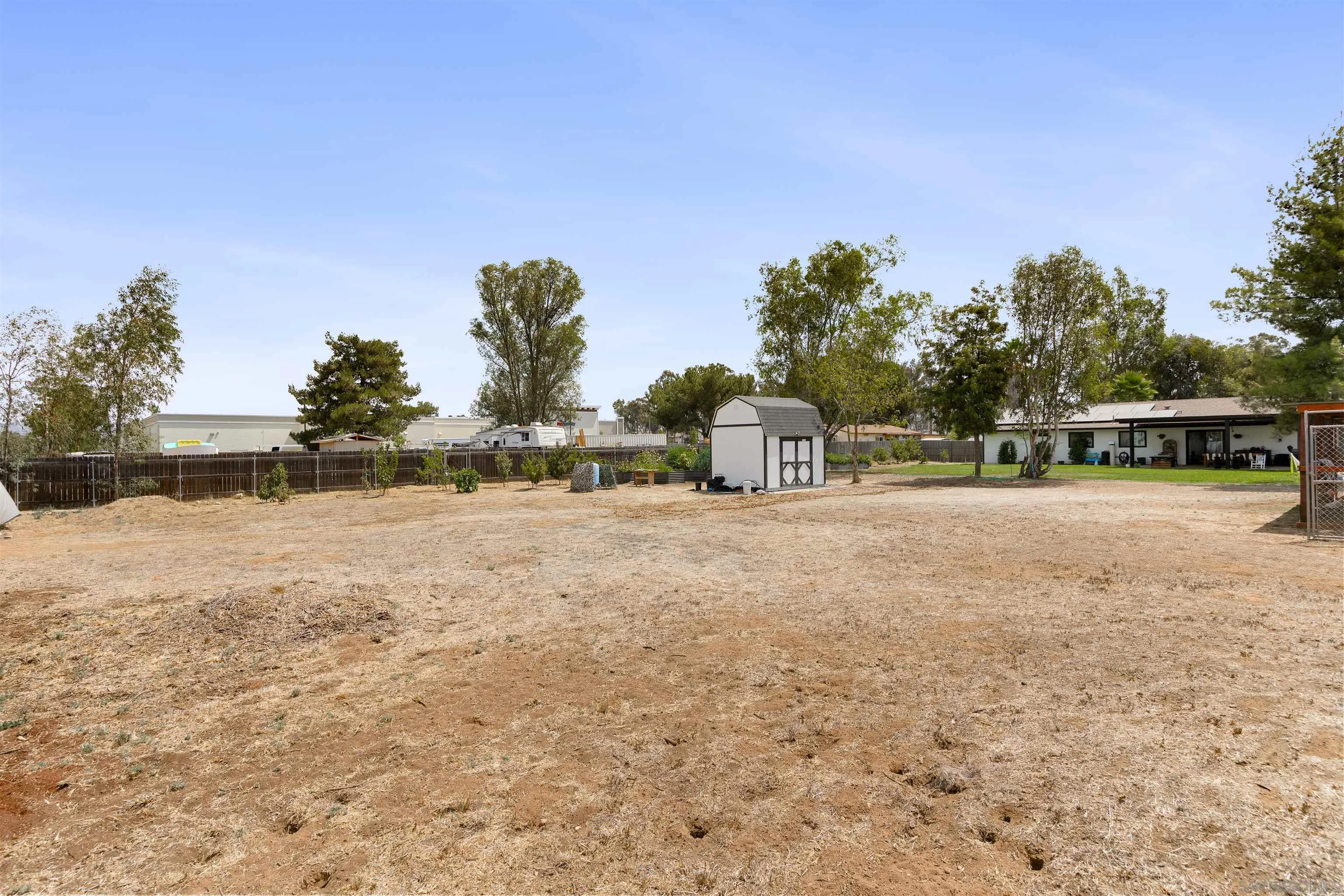 https://cdn.realtyfeed.com/cdn/127/260022229/cb019fe5475dfad698cea0b3b16126d2.webp