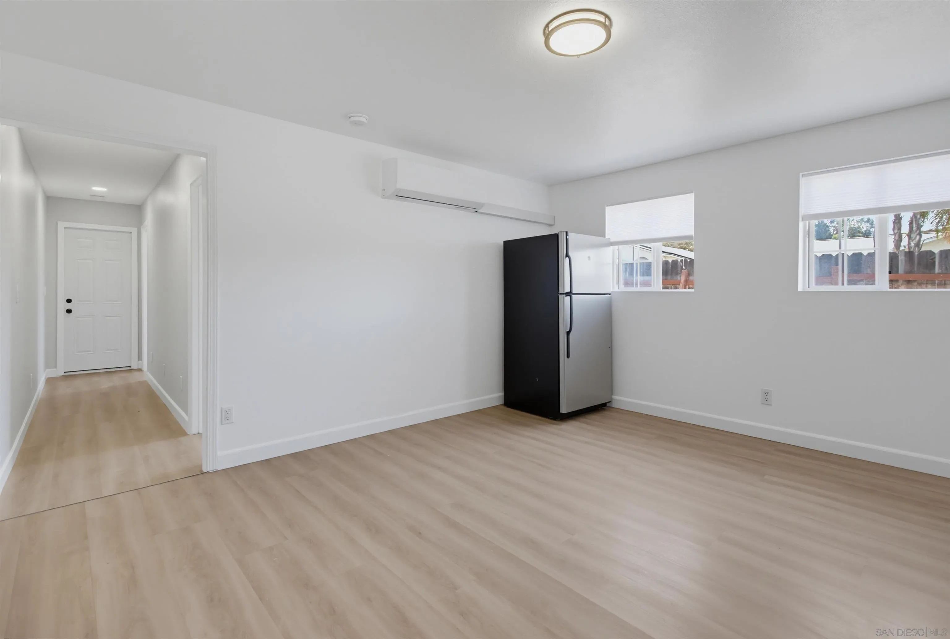 https://cdn.realtyfeed.com/cdn/127/260022237/07b6f3d6de8cd786fcb73e01fb8cb1ea.webp