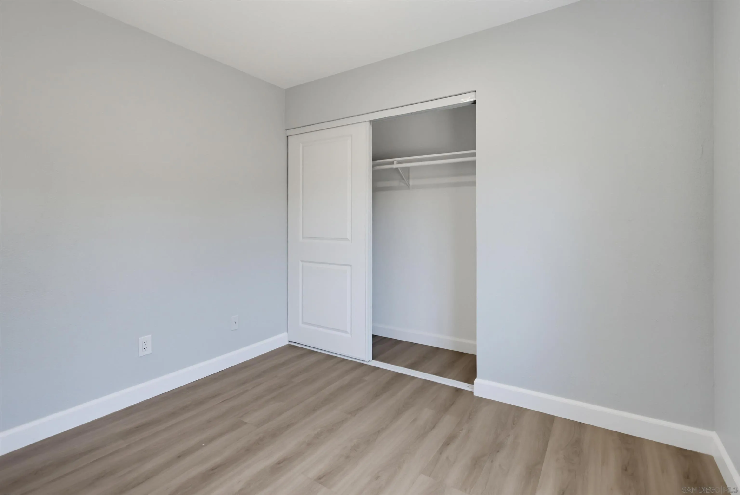 https://cdn.realtyfeed.com/cdn/127/260022237/7229ed4826e8956f5c49c82a567c5dab.webp