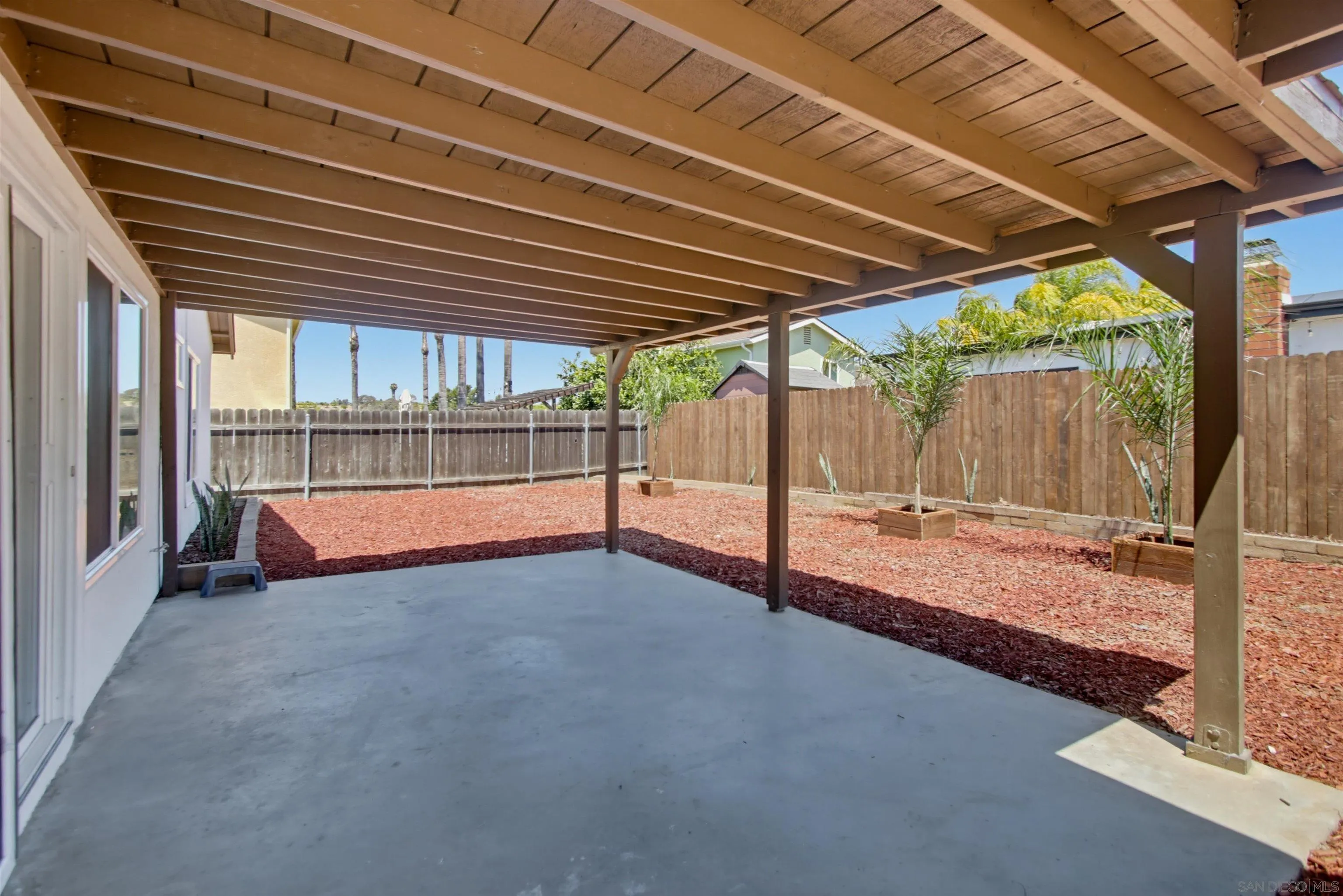 https://cdn.realtyfeed.com/cdn/127/260022237/b837650245b84d21c695732f5cccc182.webp