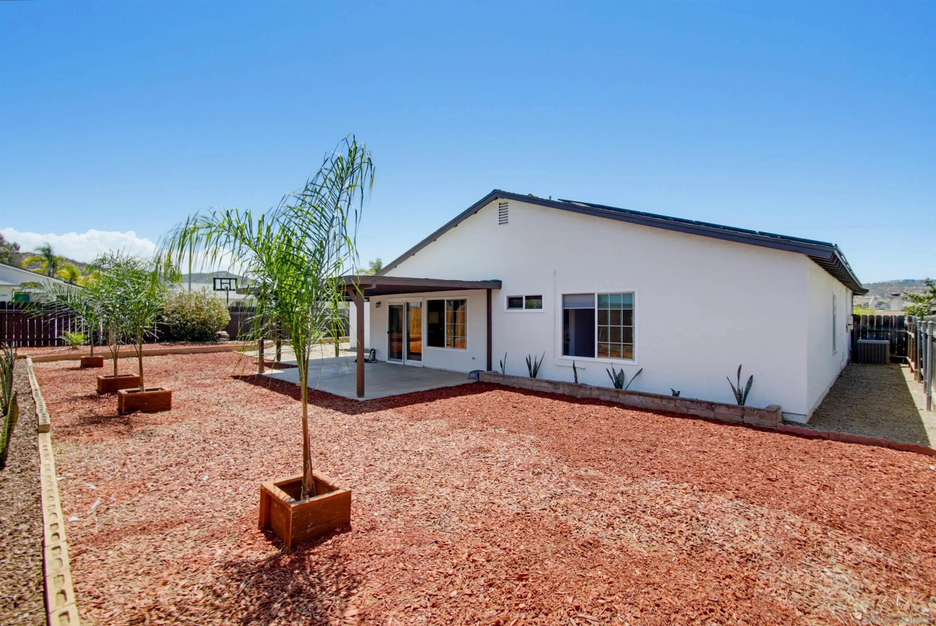 https://cdn.realtyfeed.com/cdn/127/260022237/df64eaac7707015cd5a4fb4655fc4240.webp