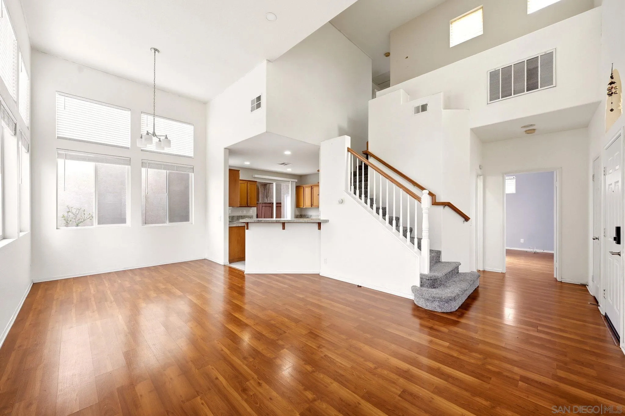 https://cdn.realtyfeed.com/cdn/127/260022238/56d3504748ccac776e309b1f86654eb1.webp