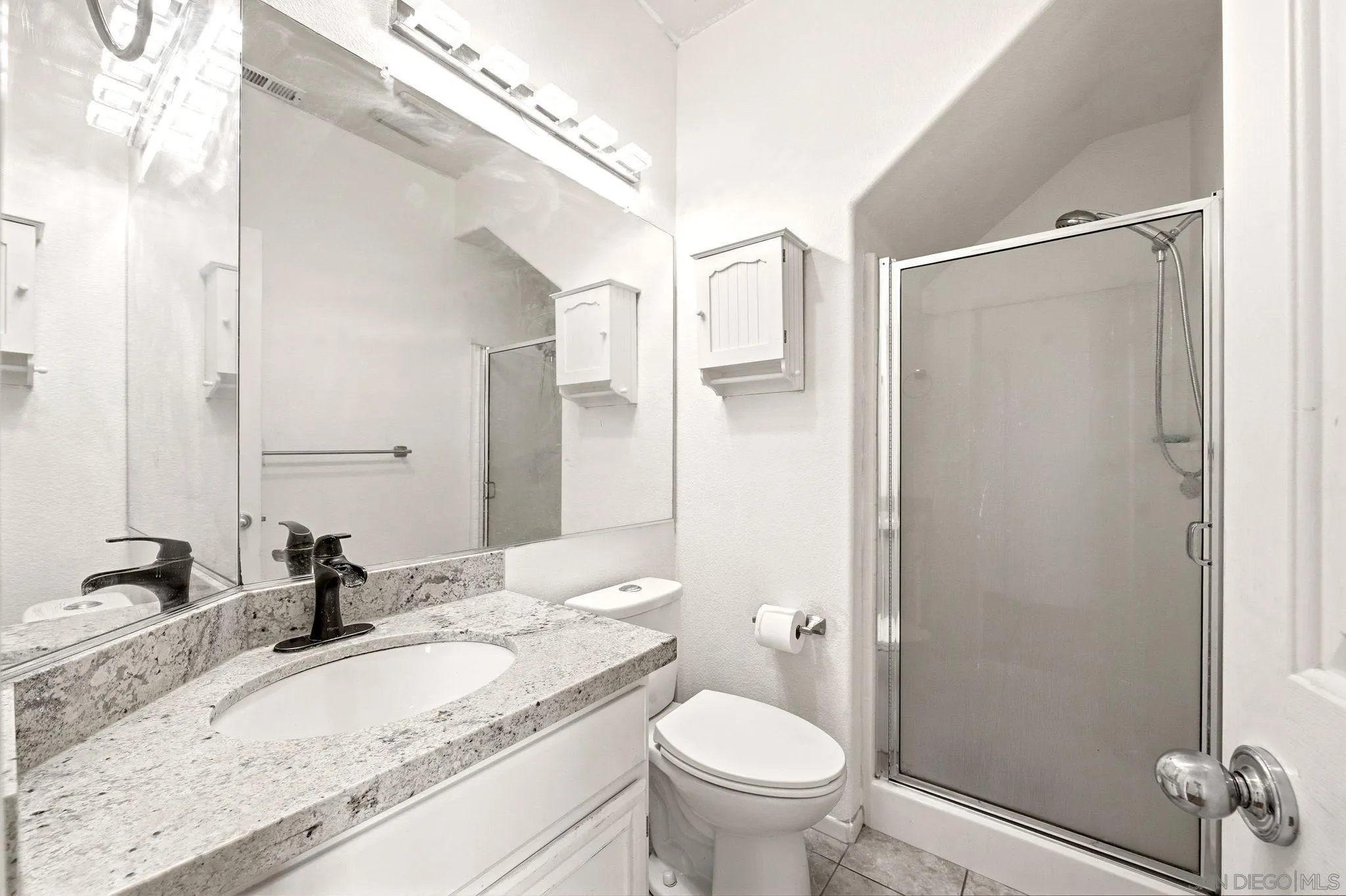 https://cdn.realtyfeed.com/cdn/127/260022238/8f745920a6bcca6840c0f755a47edc1e.webp