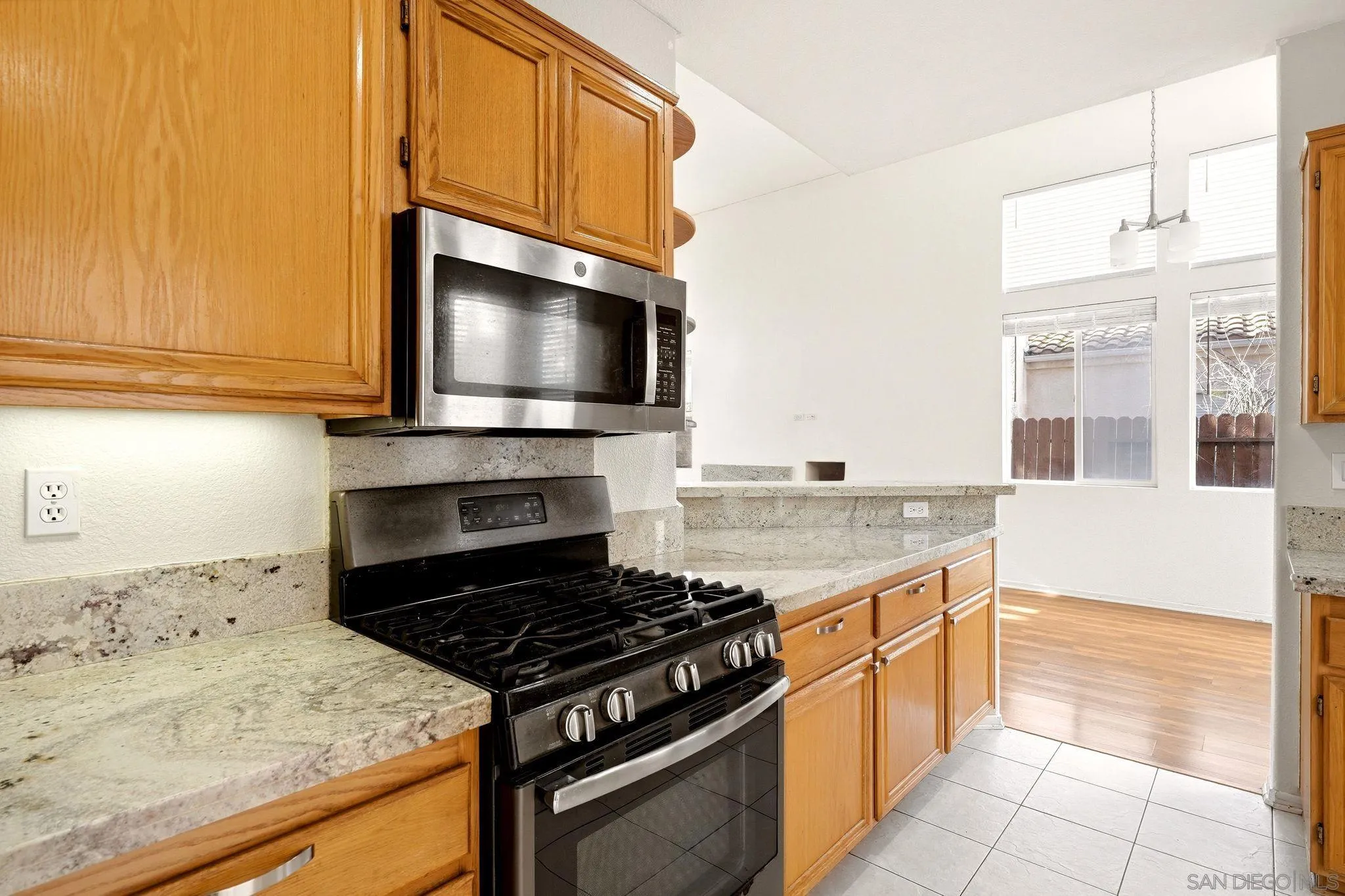 https://cdn.realtyfeed.com/cdn/127/260022238/9fa6b558b872174755aa0e1c2d6e53c5.webp