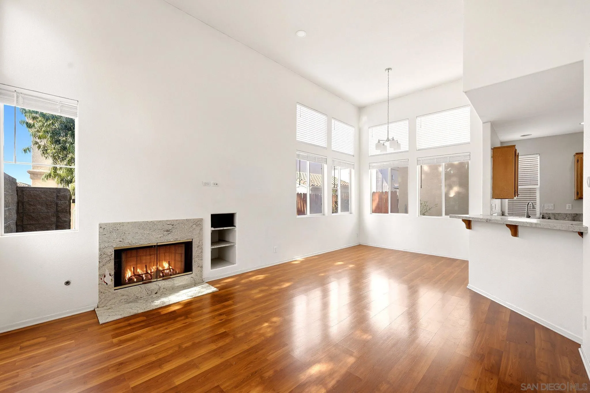 https://cdn.realtyfeed.com/cdn/127/260022238/d1ffa321578e5594613278210f1be204.webp