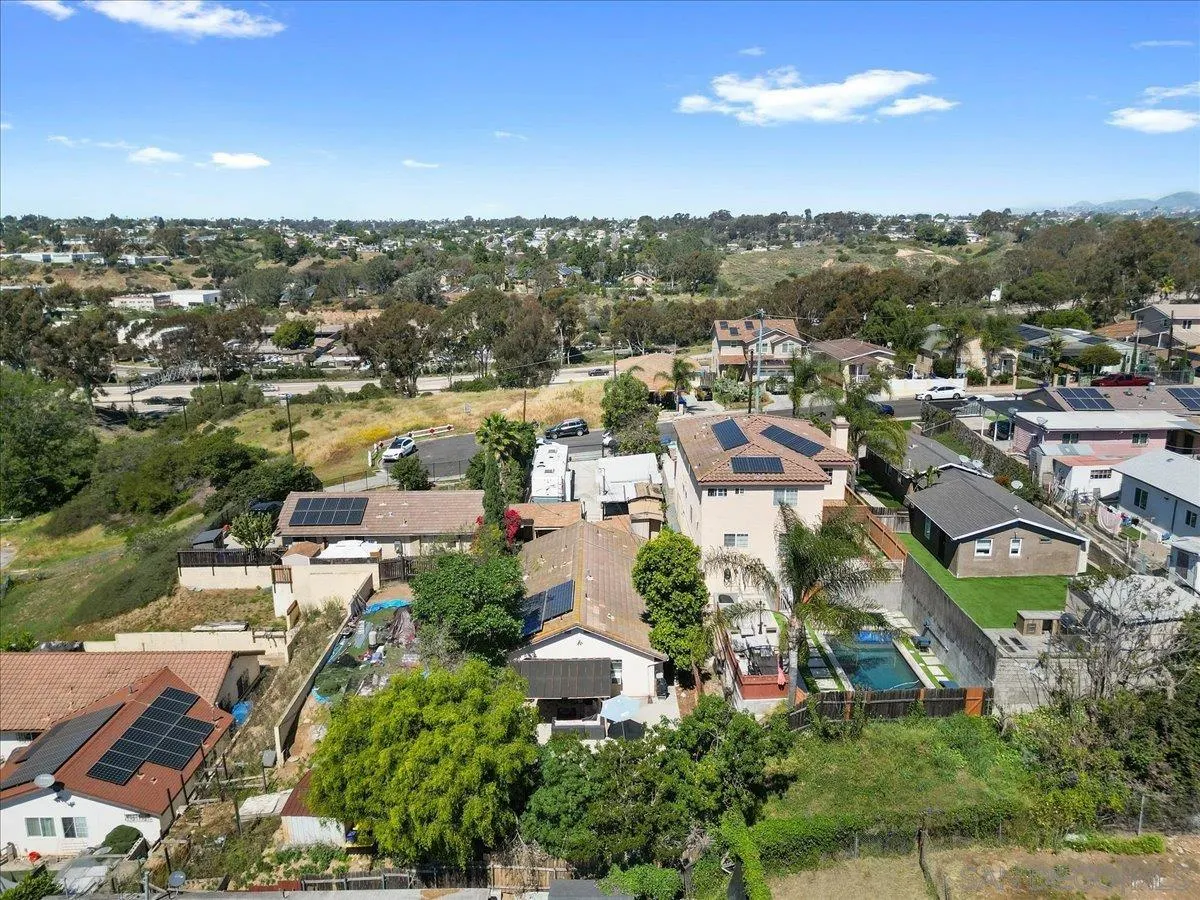 https://cdn.realtyfeed.com/cdn/127/260022244/05bf2a62a5cebcb53e233b0bf62213f3.webp