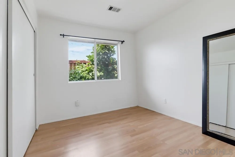 https://cdn.realtyfeed.com/cdn/127/260022244/569252252e864f6280c5d52ed0f2cd4b.webp